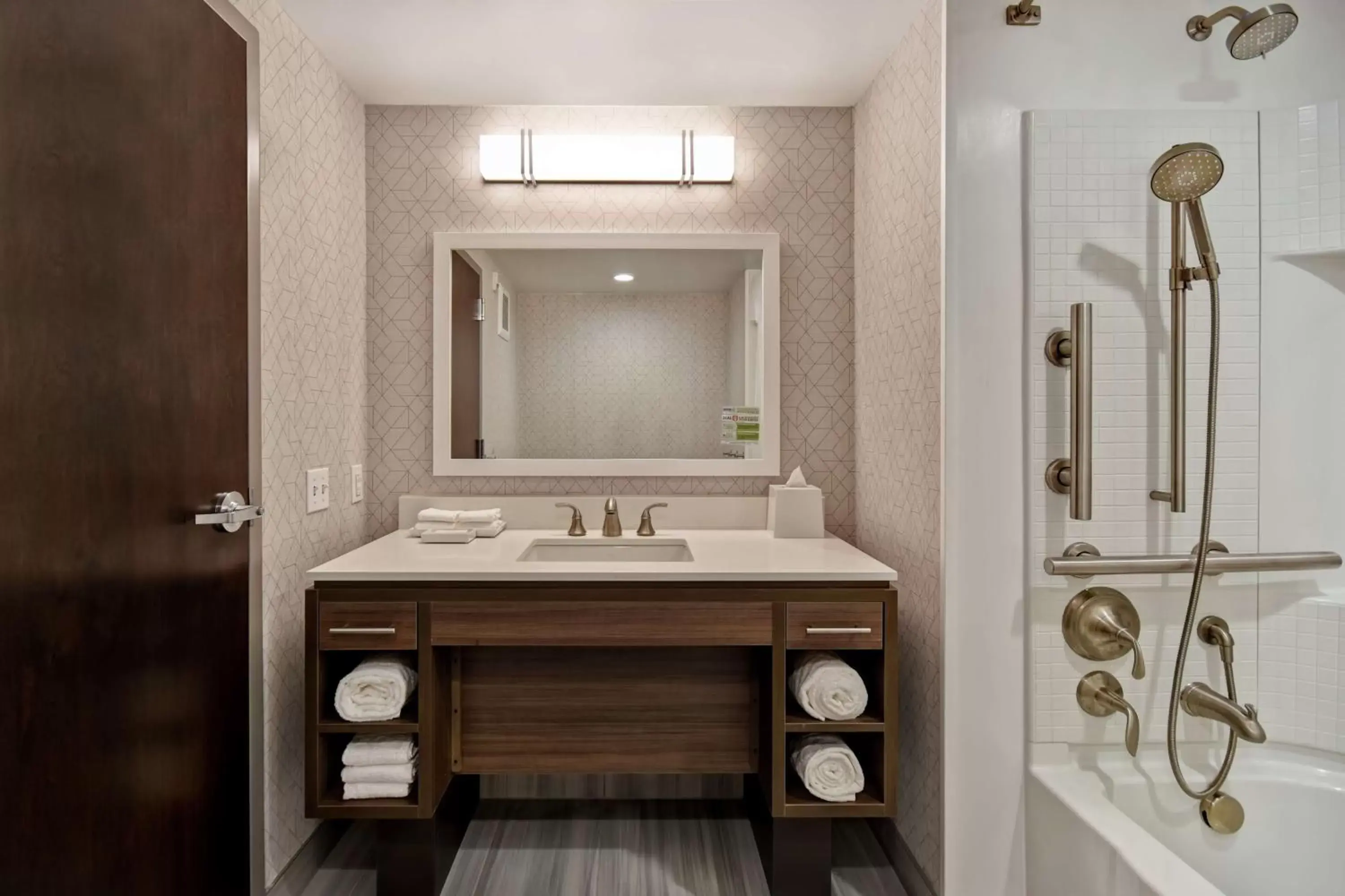 Bathroom in Home2 Suites By Hilton Taylor Detroit