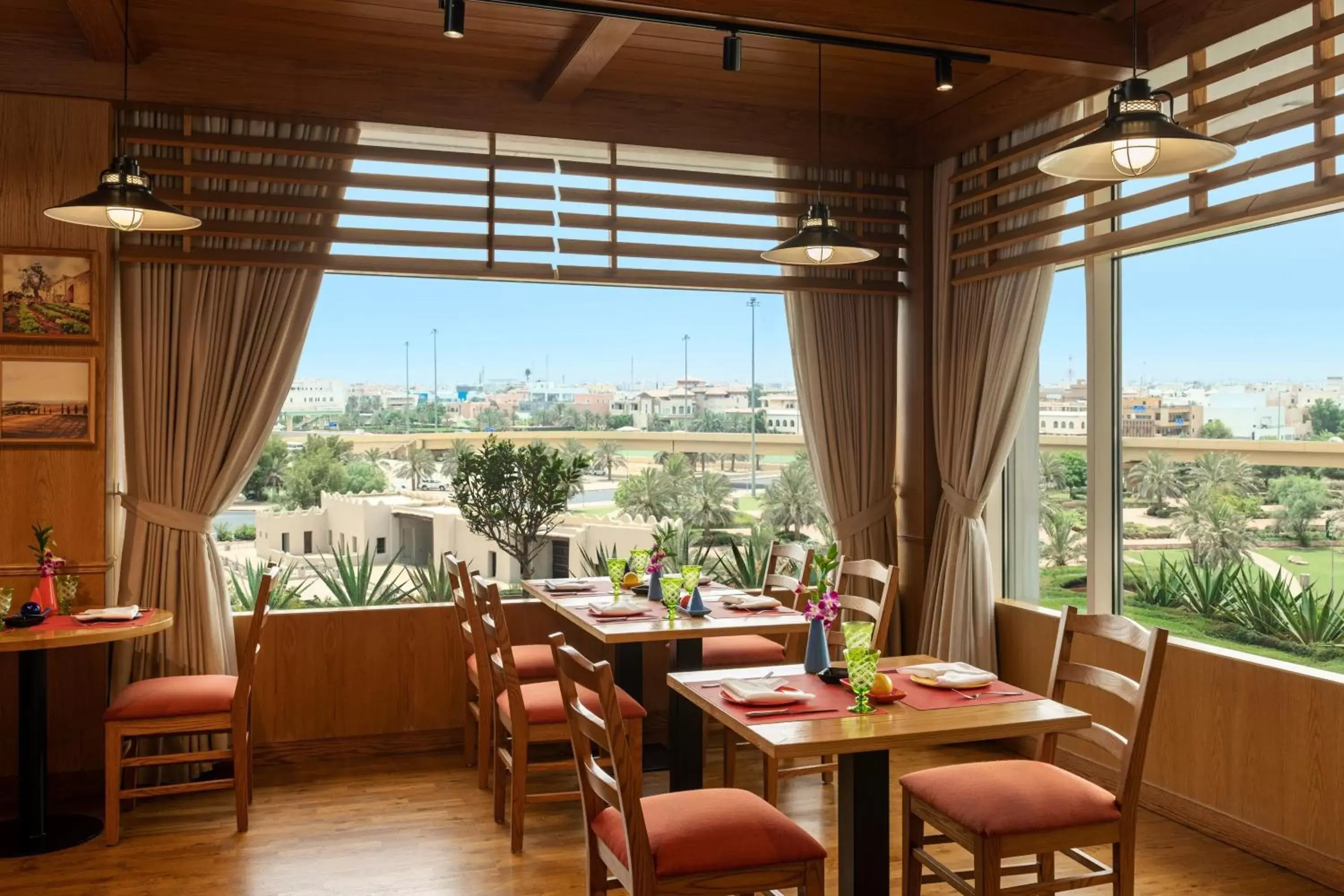 Restaurant/Places to Eat in Four Points By Sheraton Kuwait