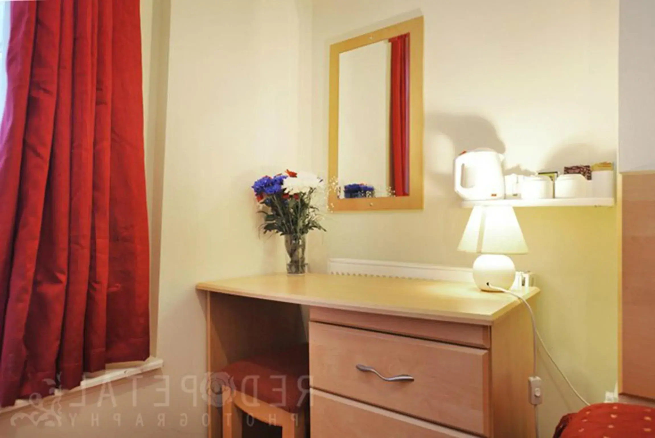 Single in Elmwood Hotel Single in Elmwood Hotel