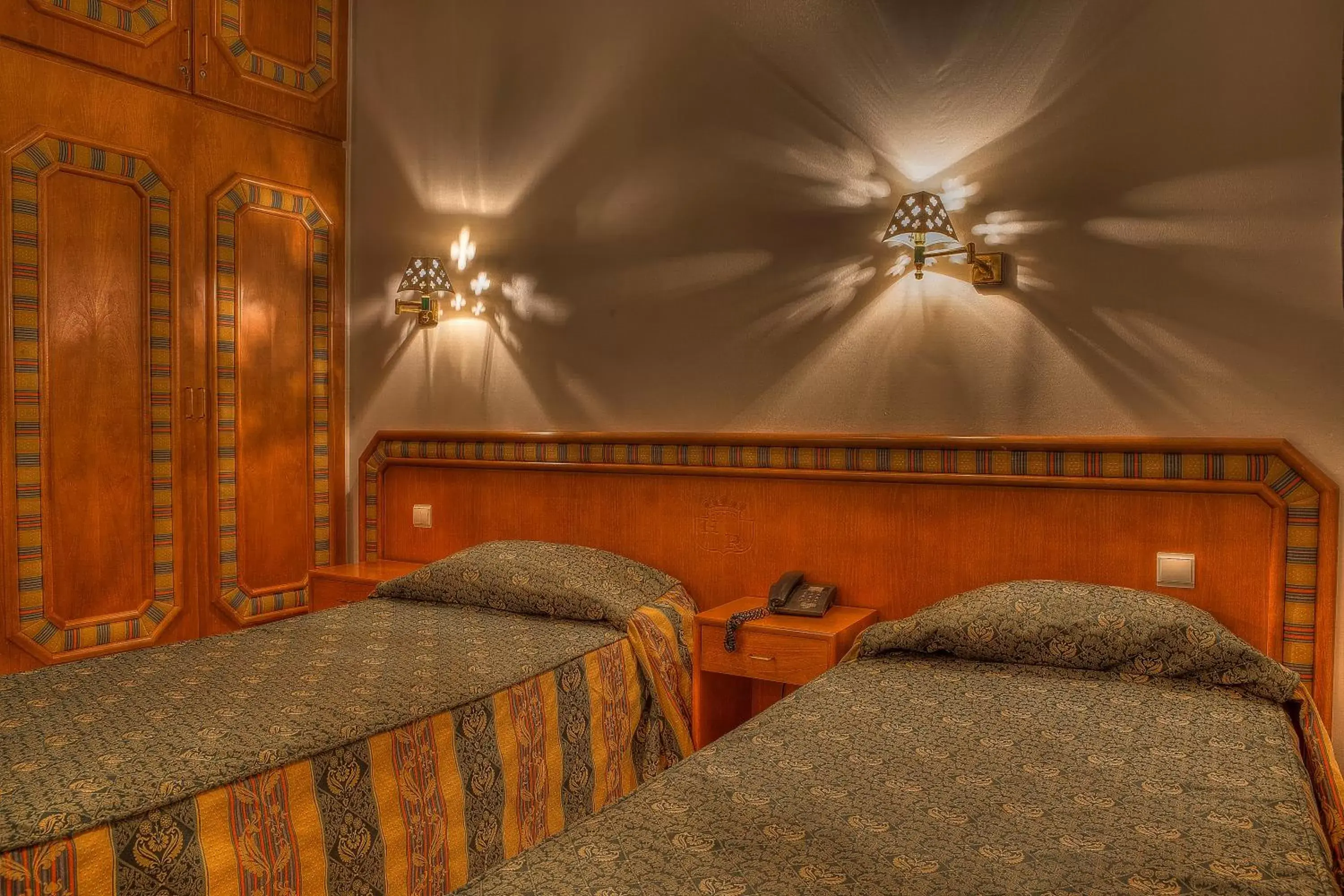Twin Room in Real Caparica Hotel Twin Room in Real Caparica Hotel