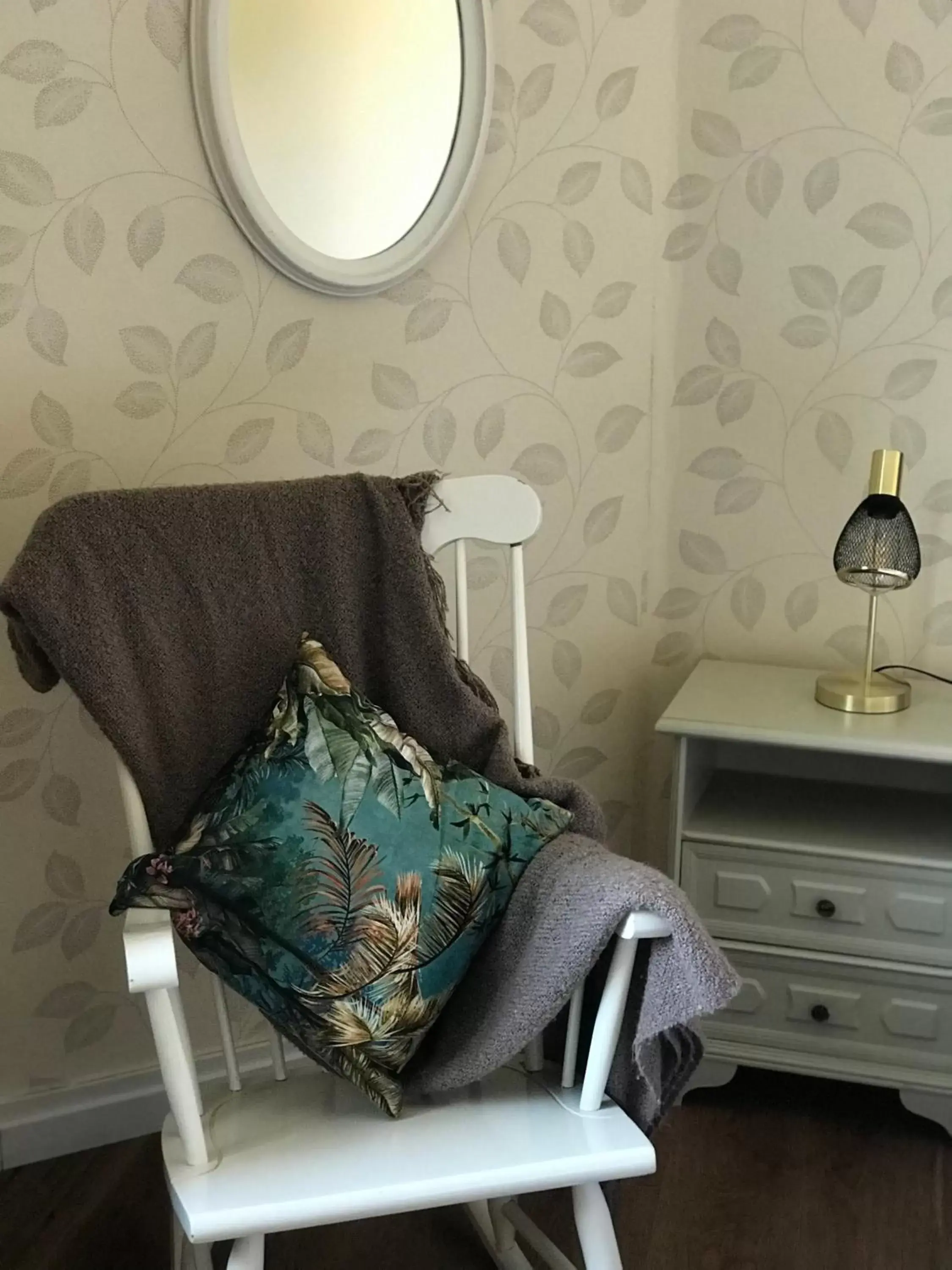 Bedroom, Seating Area in La Maison de Louisette