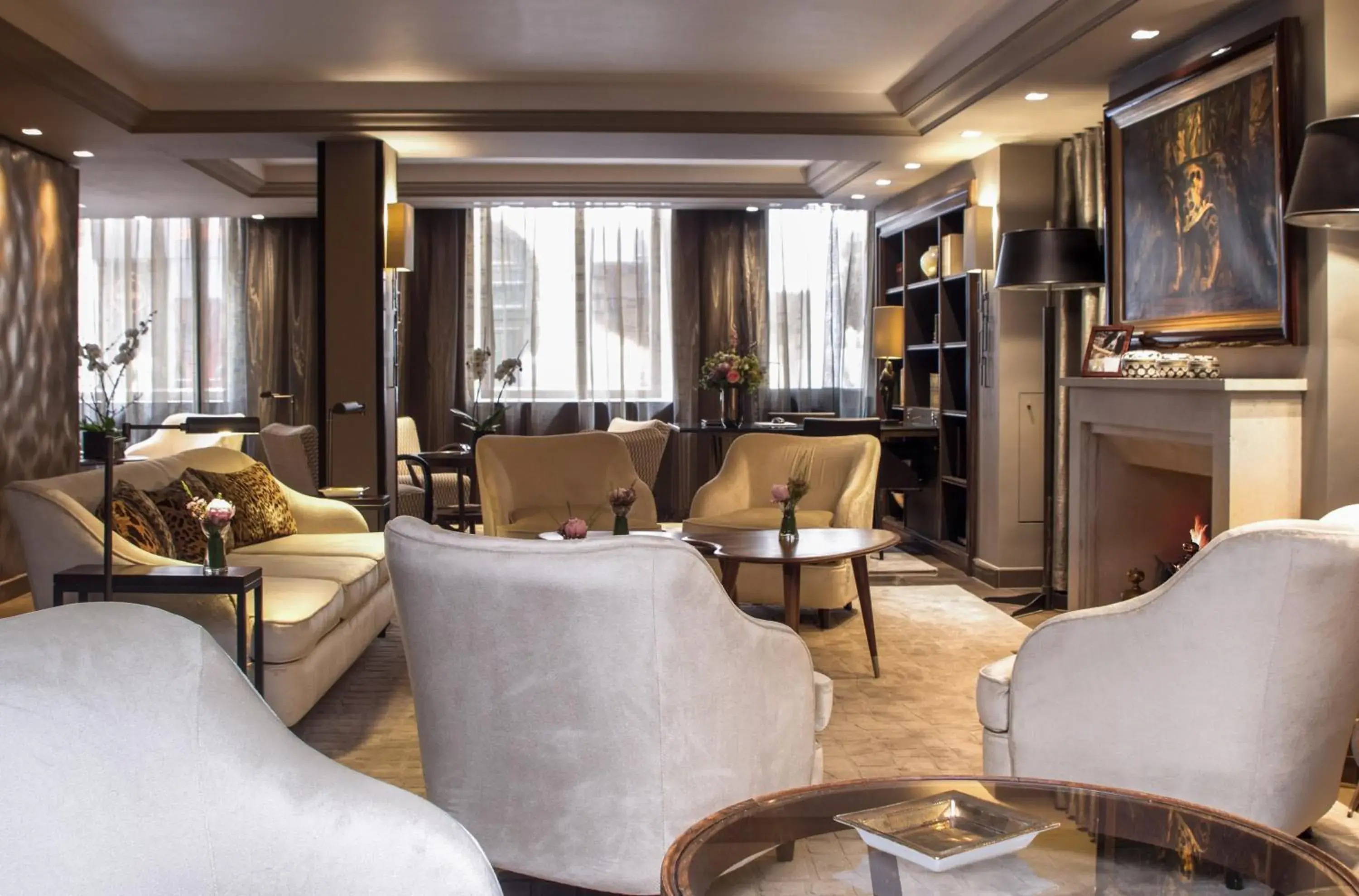 Living room, Lounge/Bar in Esprit Saint Germain