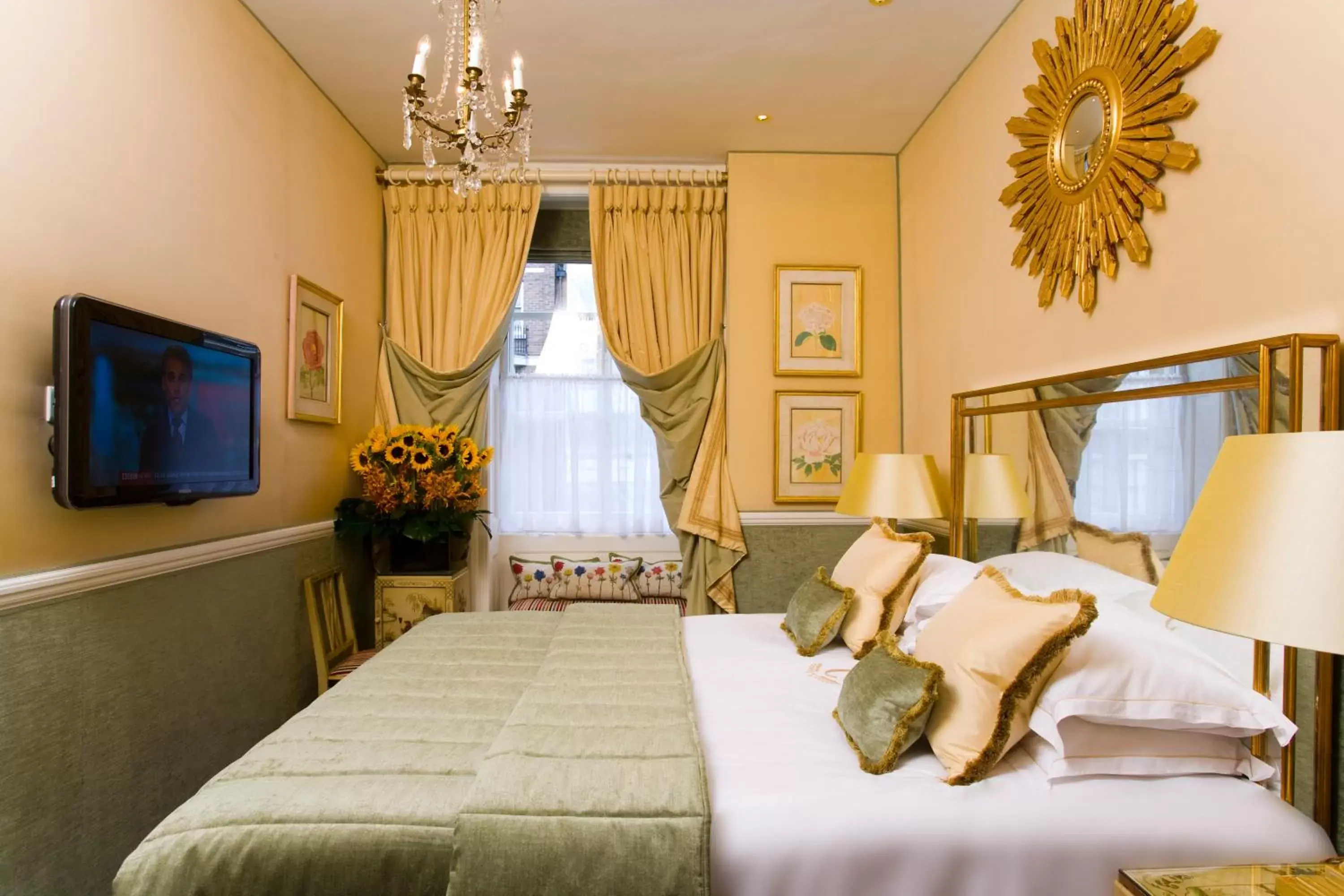 Classic Single Room in The Chesterfield Mayfair