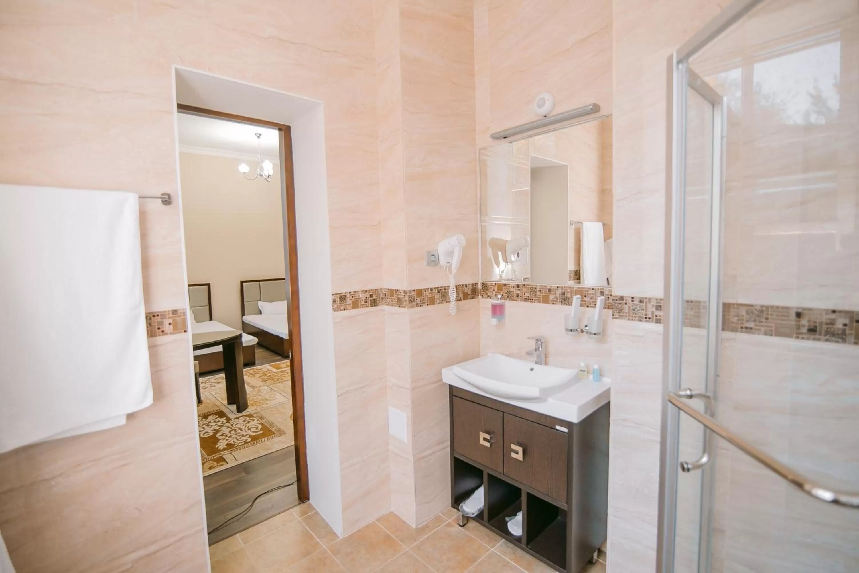 Bathroom in Hotel Inju