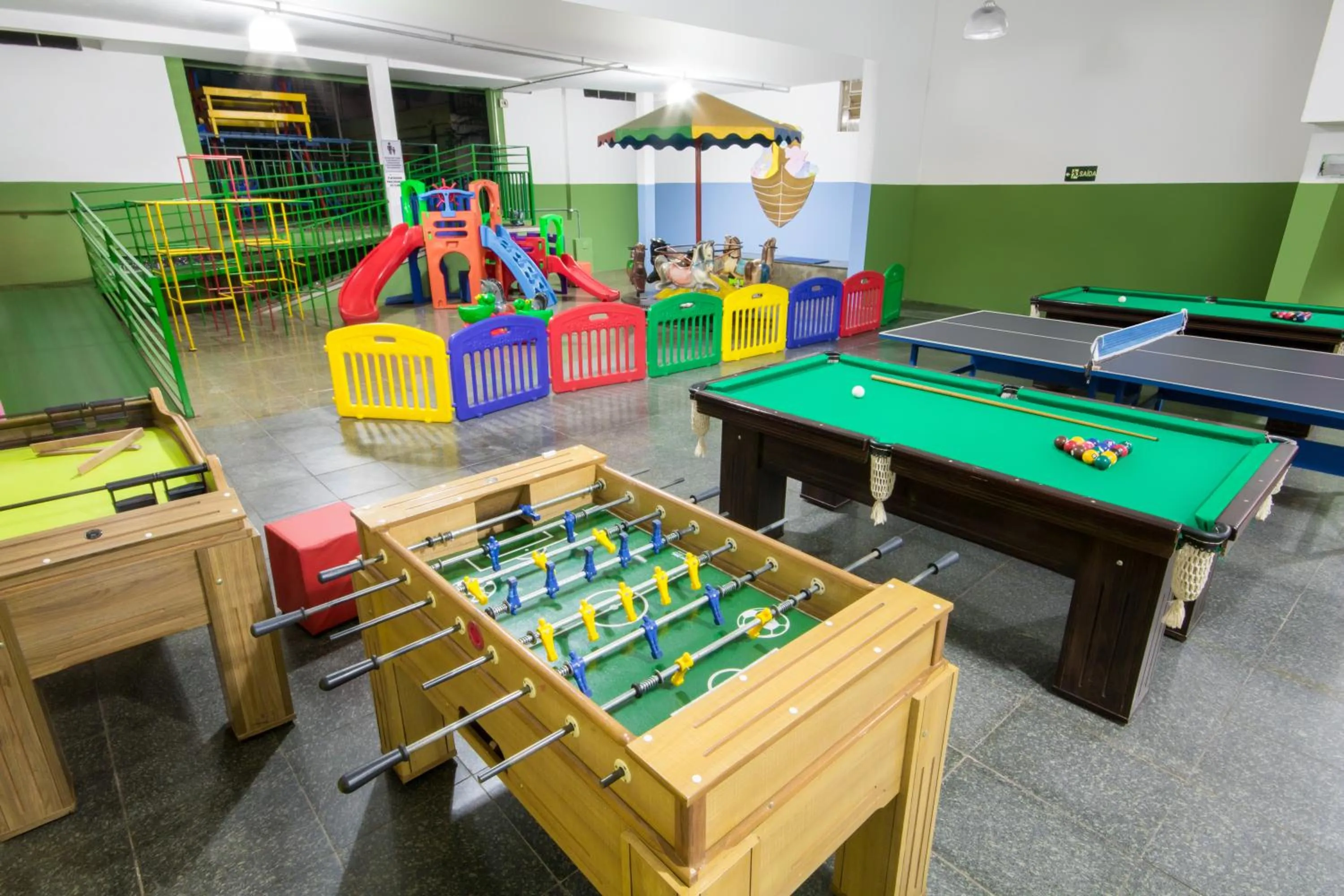 Game Room in Hotel Nacional Inn Poços de Caldas - Lazer completo e Gastronomia no Centro