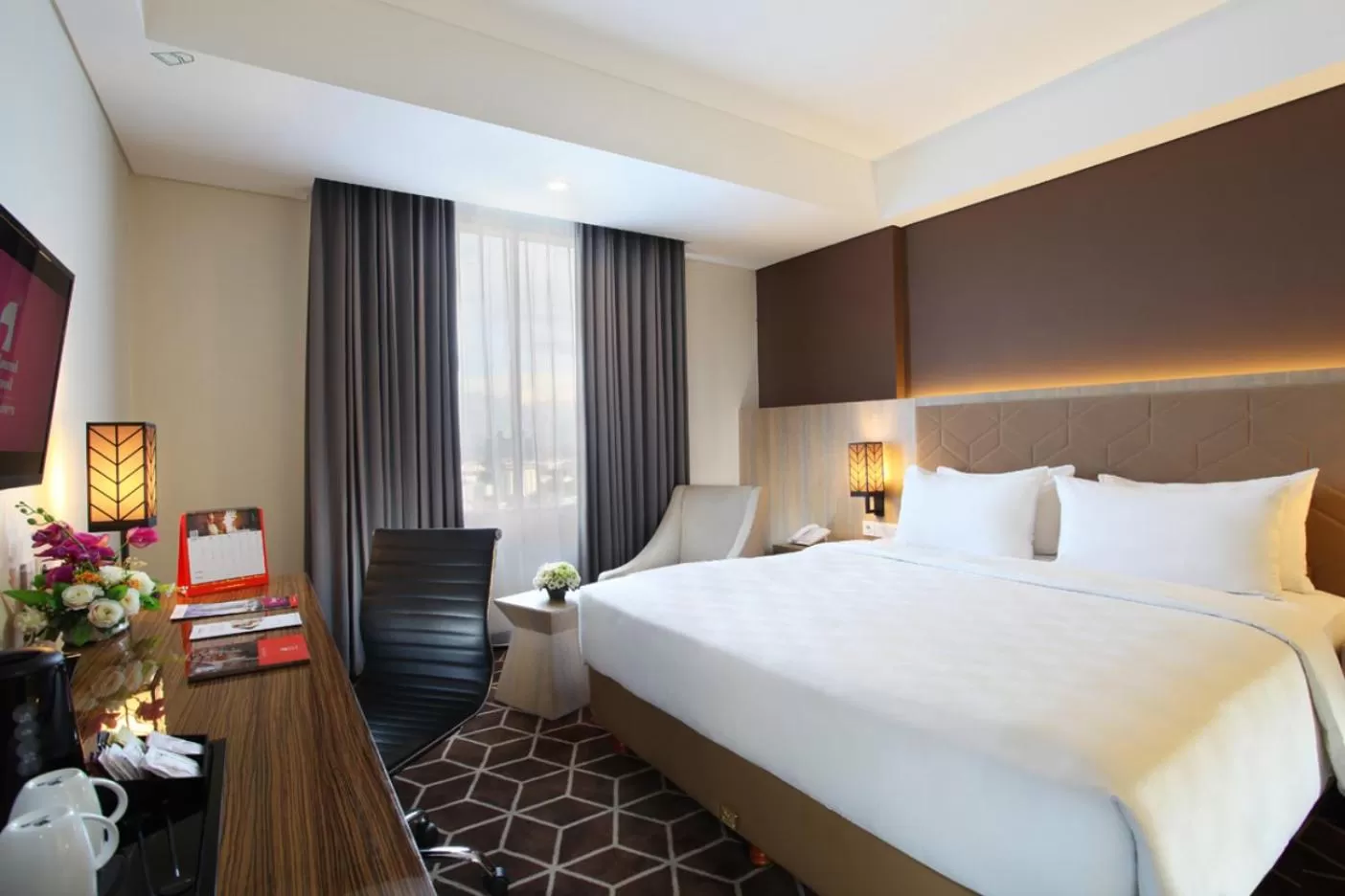 Bed in Swiss-Belinn Tunjungan Surabaya