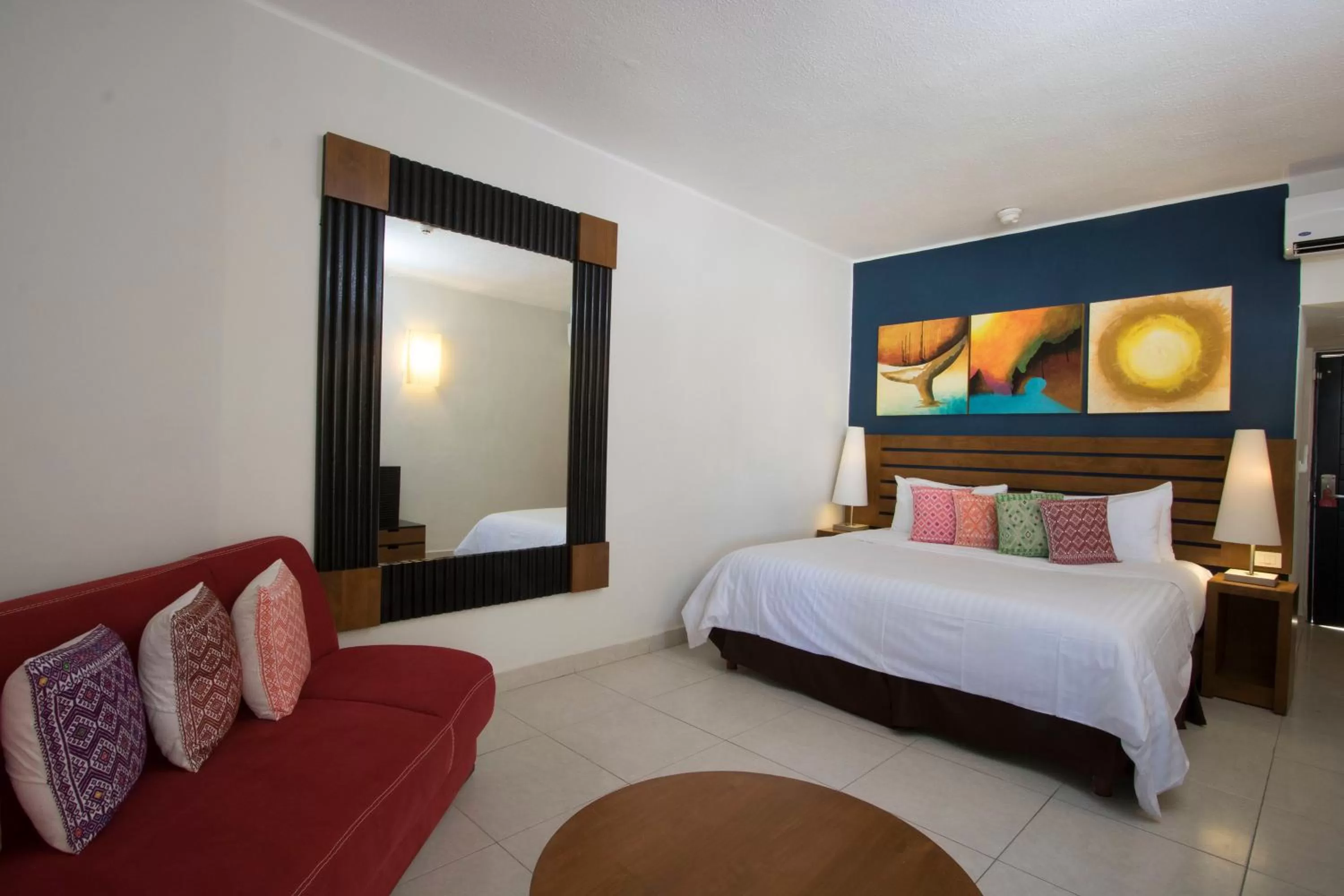 Bed in Grand Decameron Los Cabos, A Trademark All-Inclusive Resort