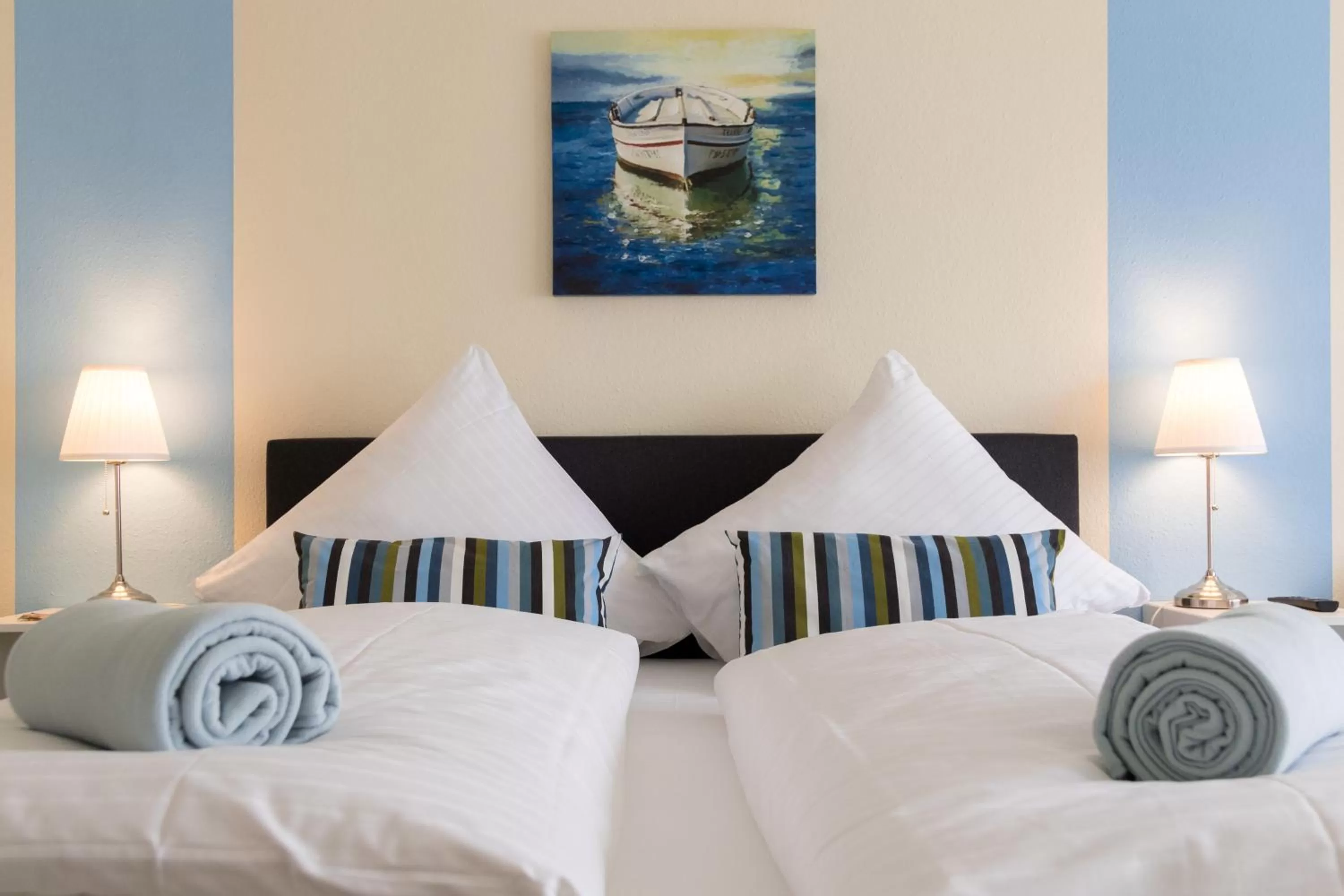 Decorative detail, Bed in Das Frühstückshotel Büsum