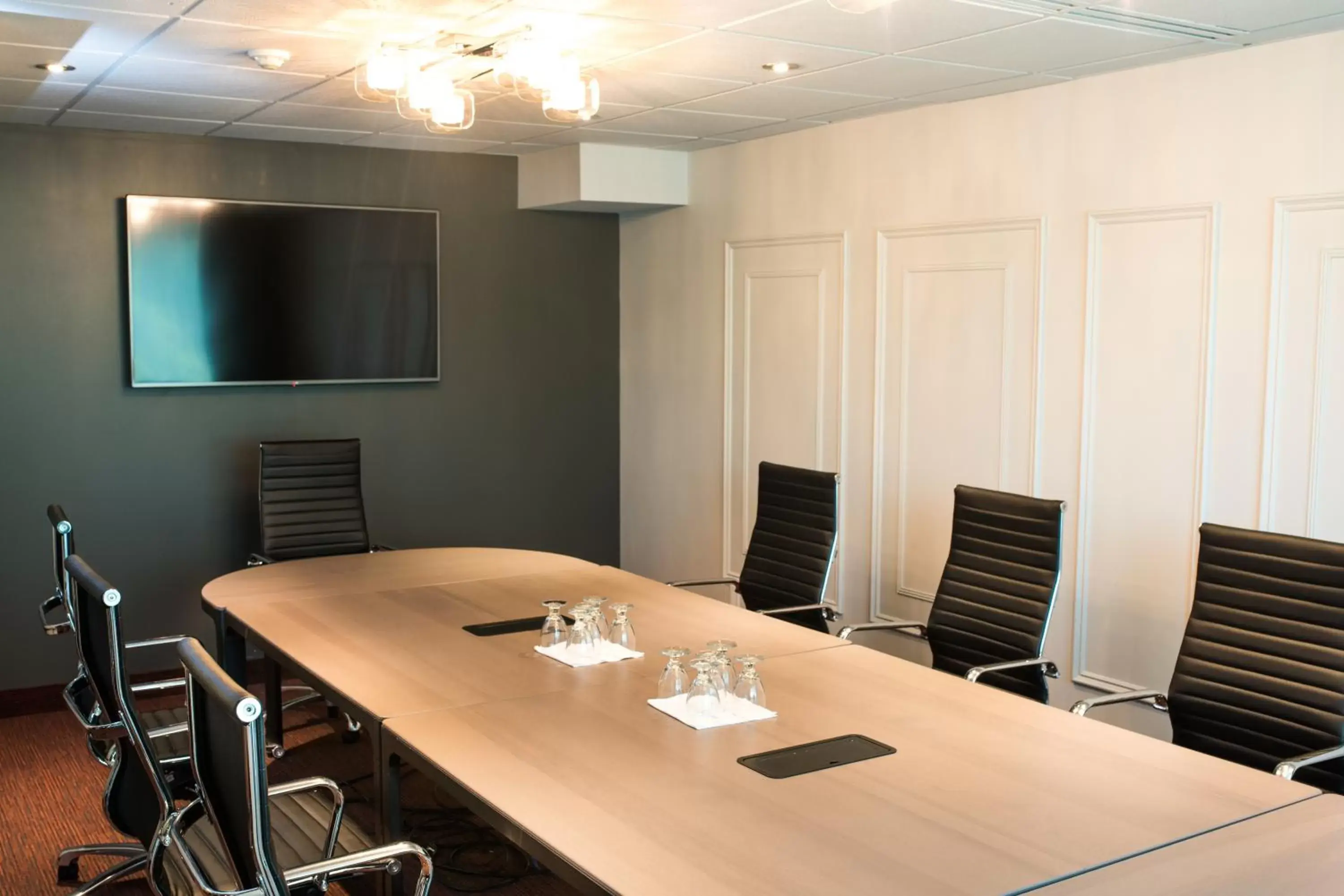 Meeting/conference room in Hôtel Château Joliette