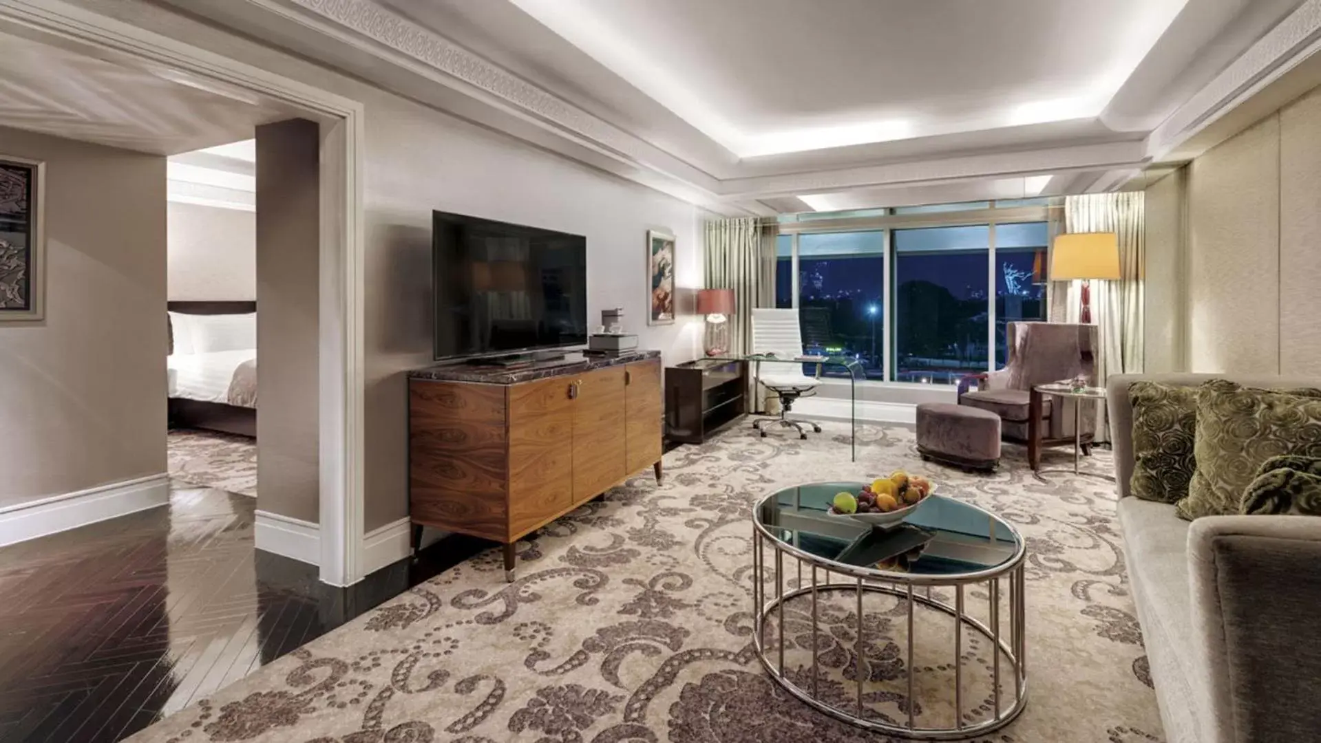 TV and multimedia, Seating Area in Hotel Indonesia Kempinski Jakarta