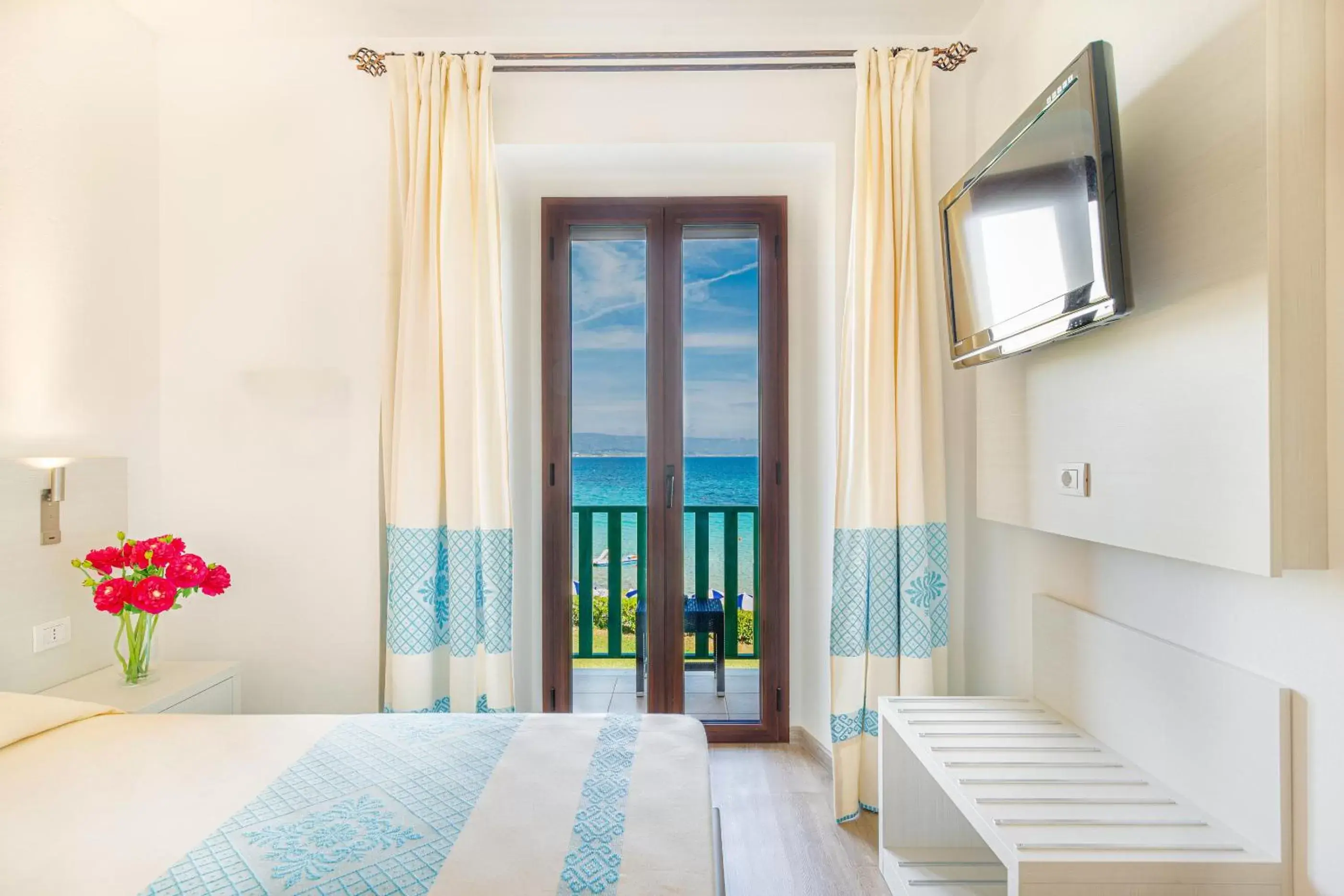 Double or Twin Room with Balcony and Sea View in Hotel Dei Pini