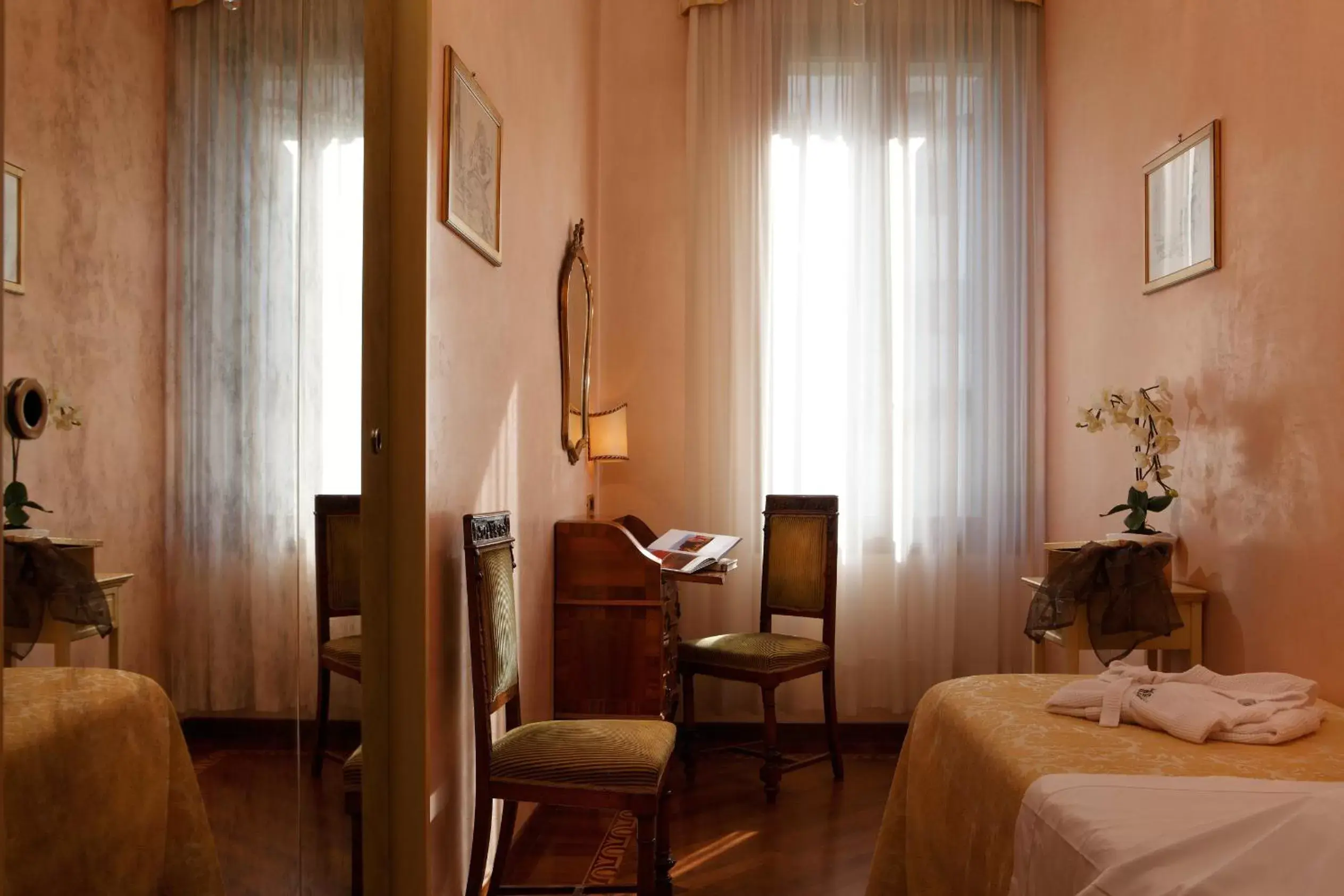 Single Room in Pensione Accademia - Villa Maravege