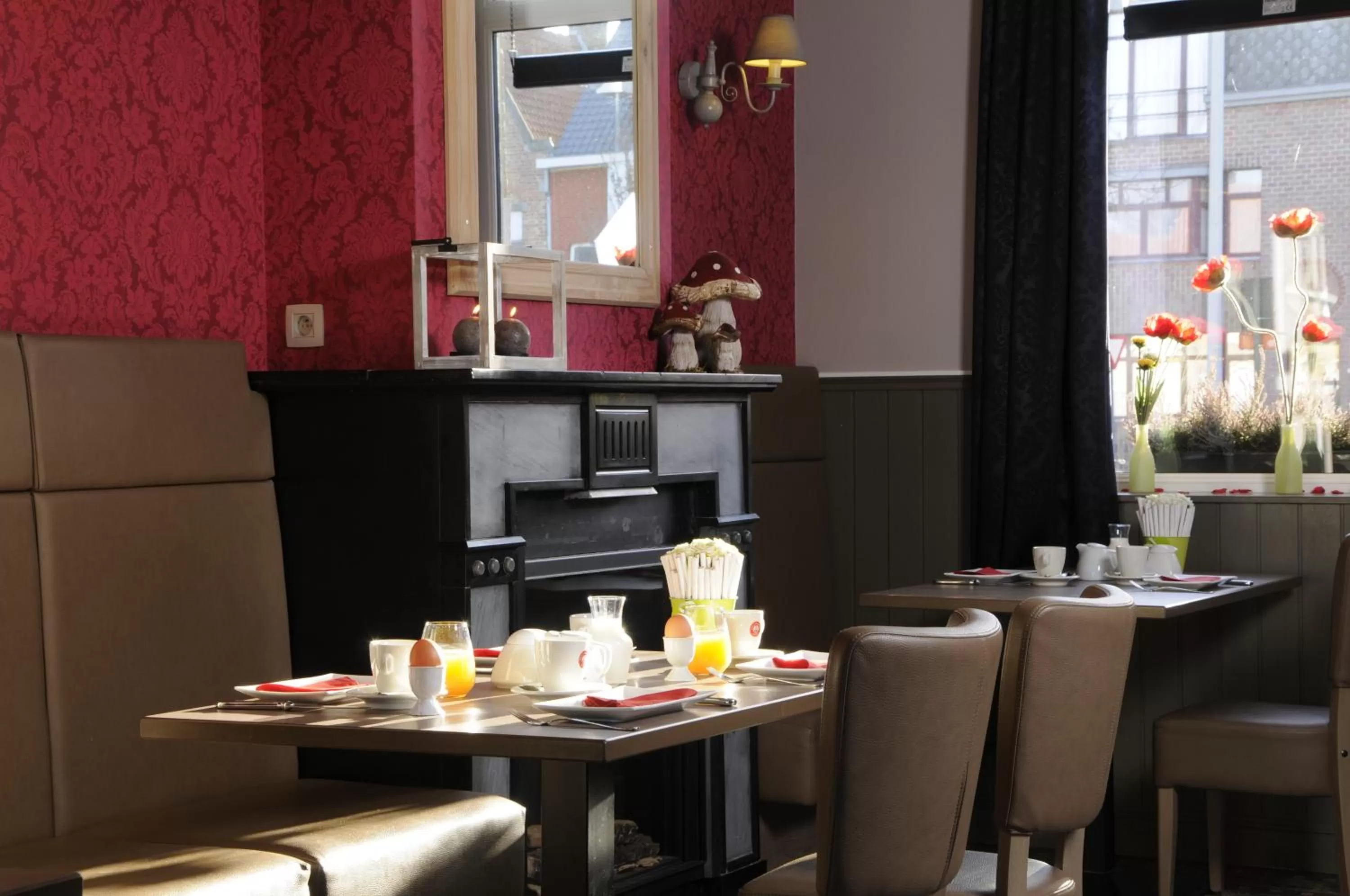 Restaurant/Places to Eat in Oud Gemeentehuis