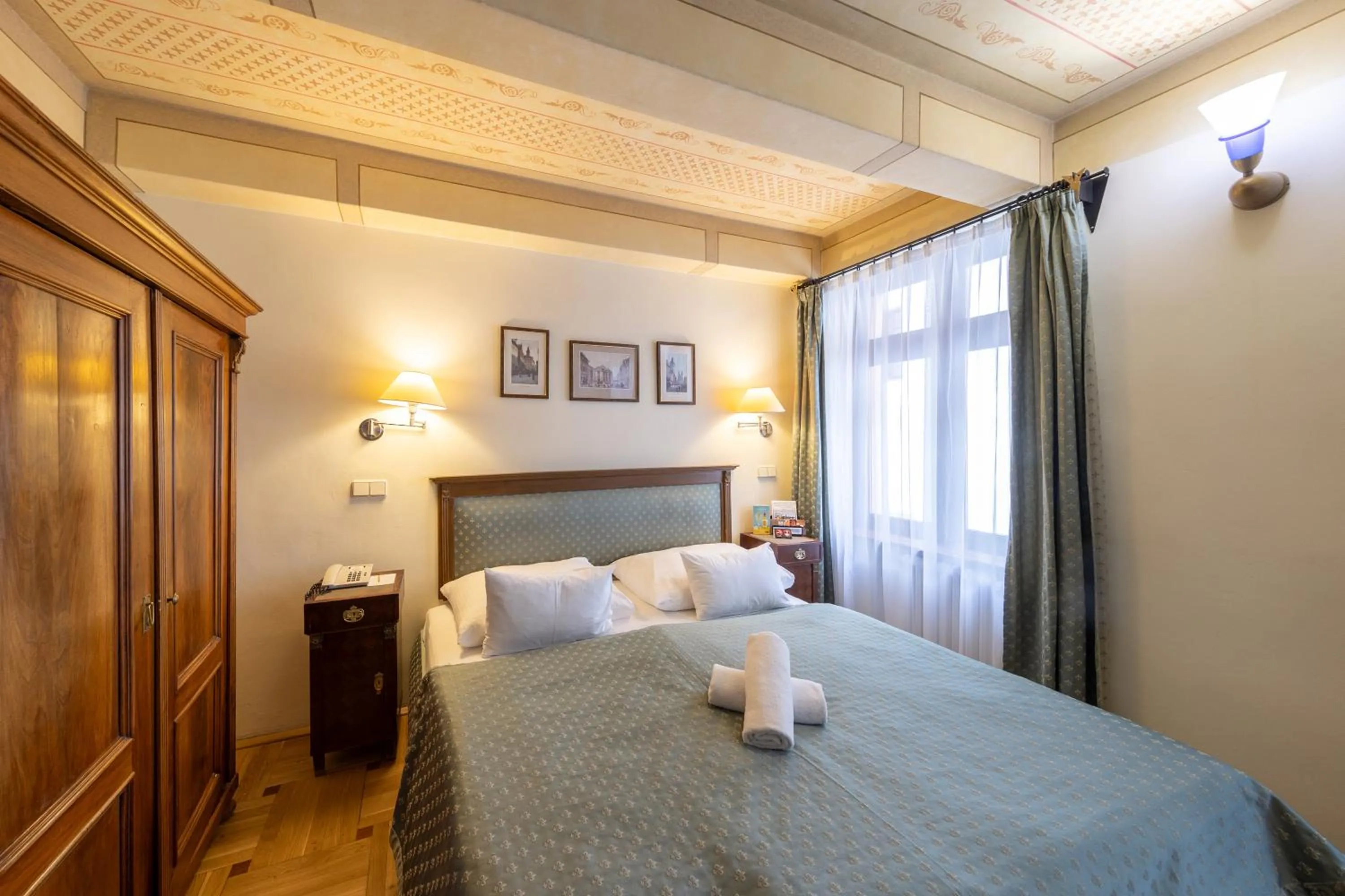 Bed in Hotel Elite Prague