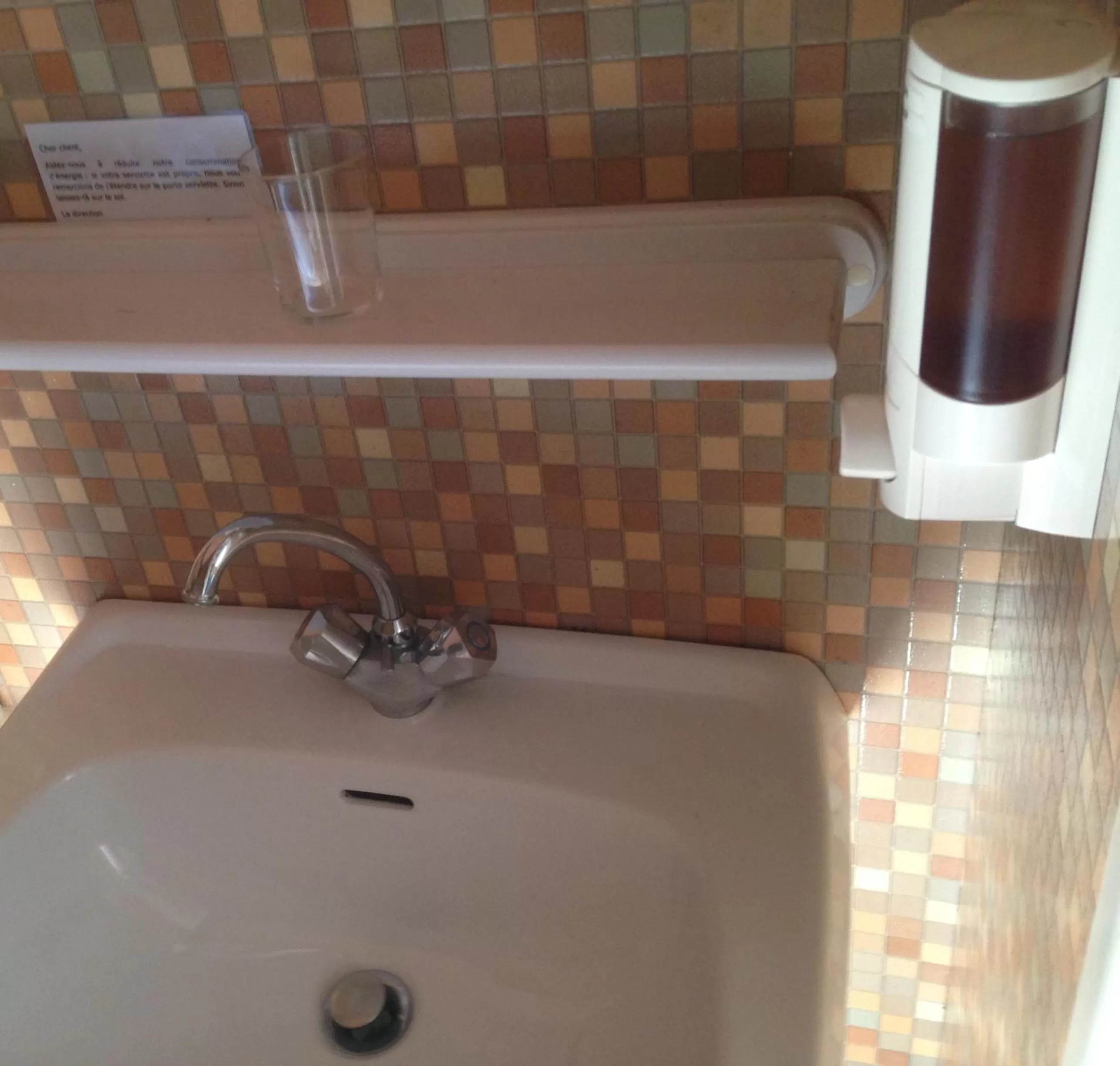 Bathroom in Hotel Le Rochegude