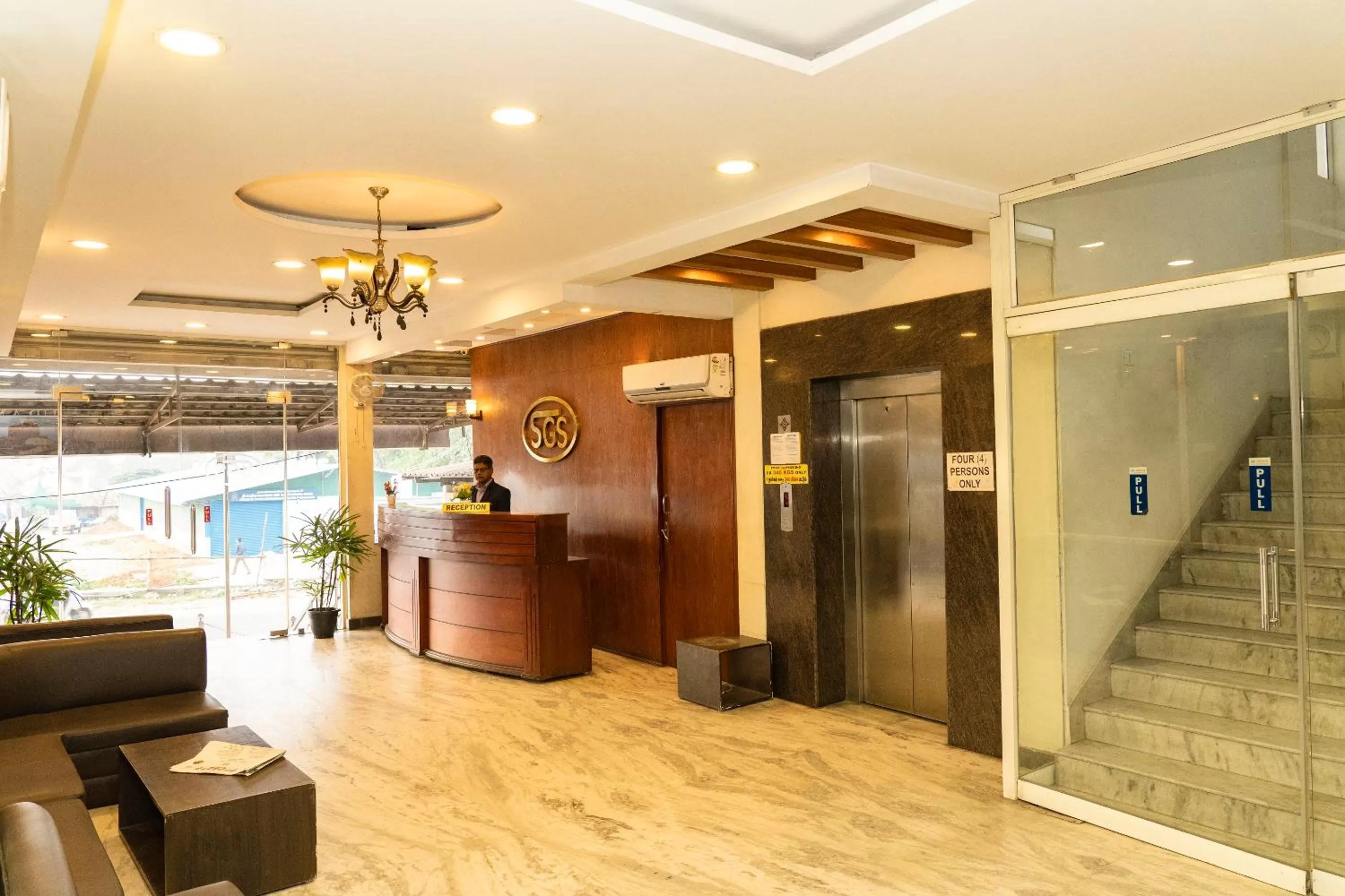 Lobby or reception in SGS Lodgings International