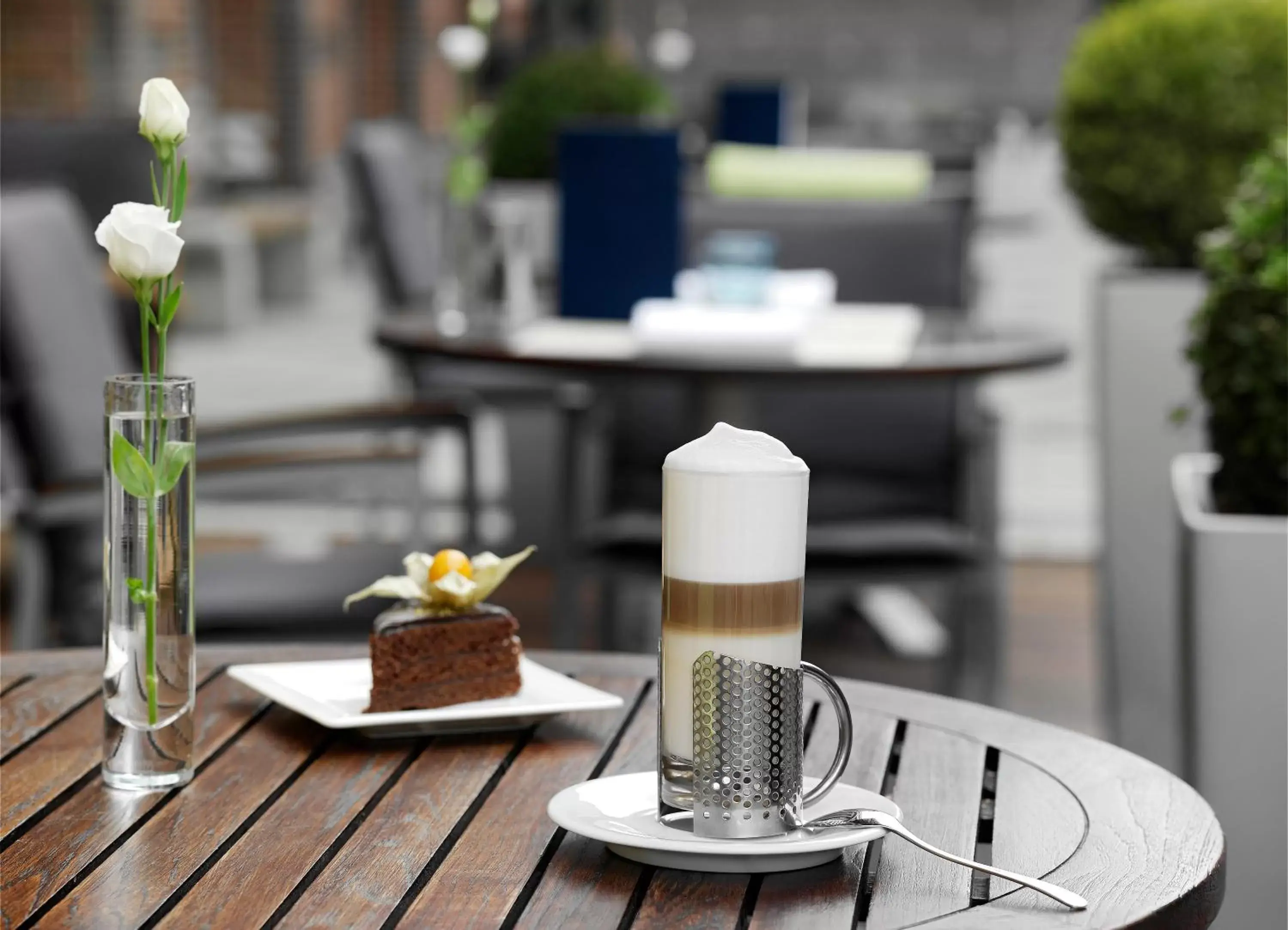Restaurant/places to eat in Crowne Plaza Budapest by IHG Restaurant/places to eat in Crowne Plaza Budapest by IHG