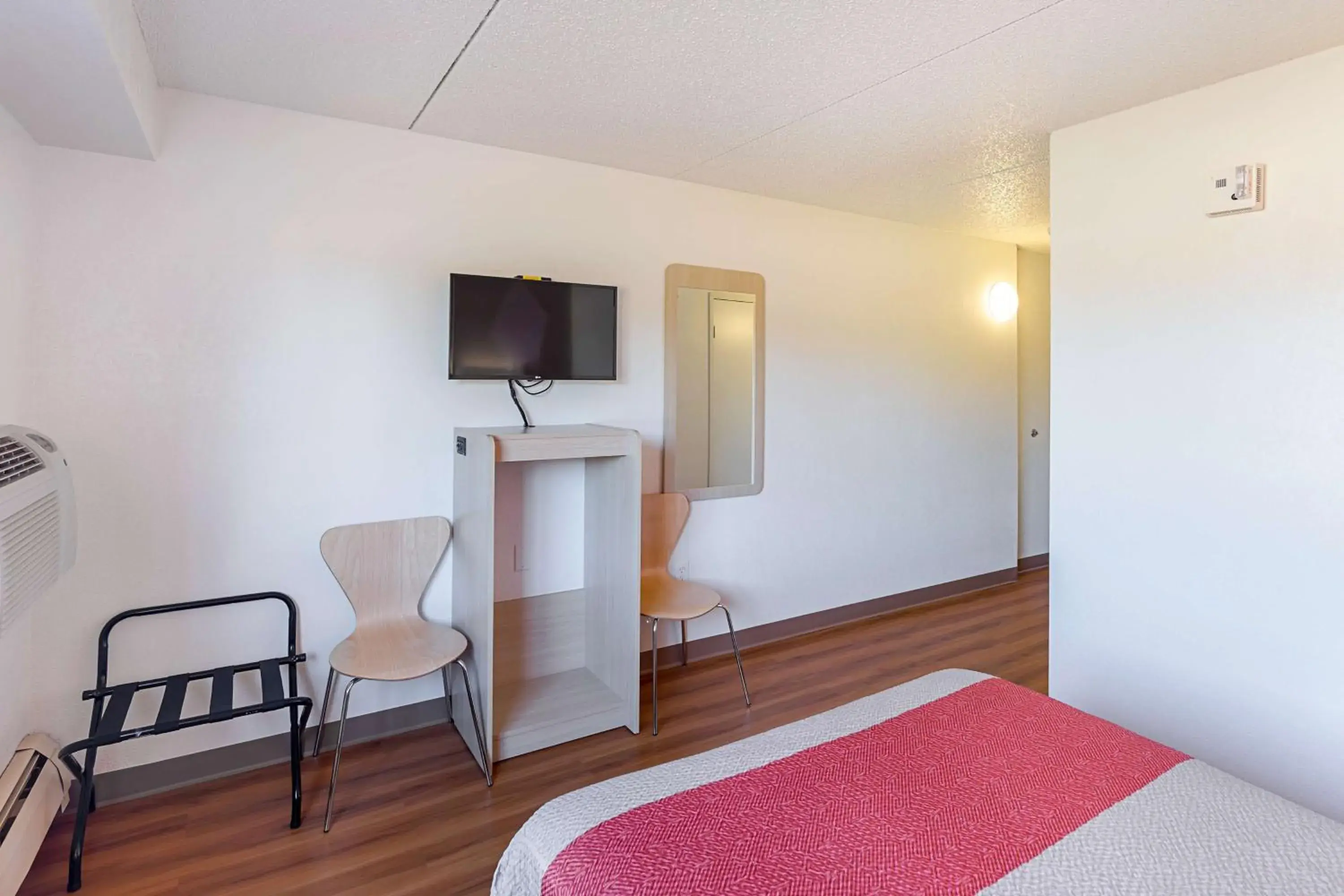 Photo of the whole room, TV/Entertainment Center in Motel 6-Spokane, WA - East