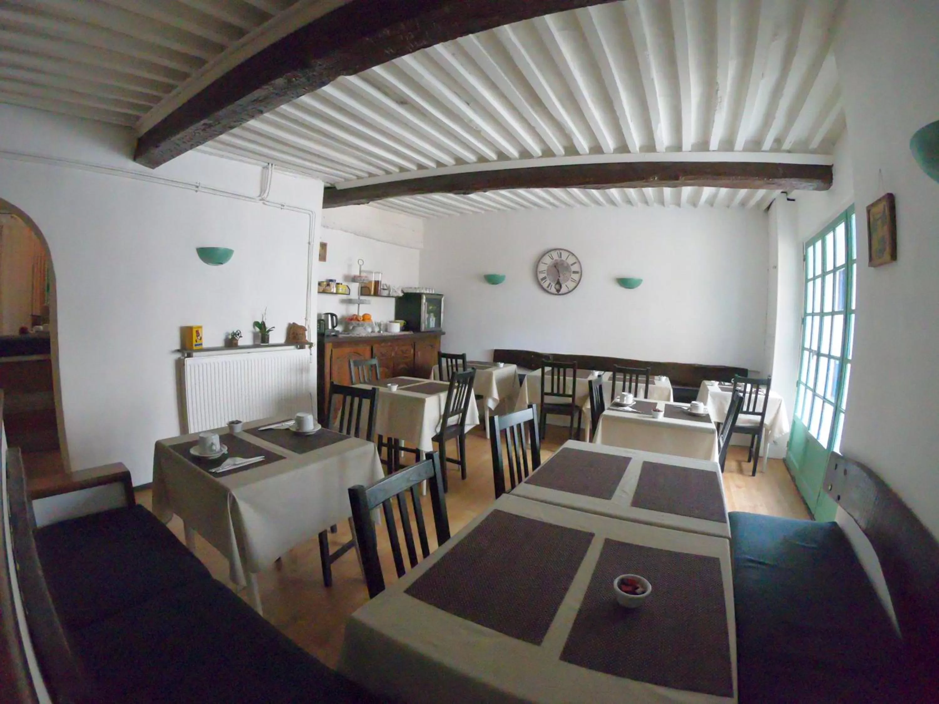 Area and facilities in Le palais, hôtel - restaurant