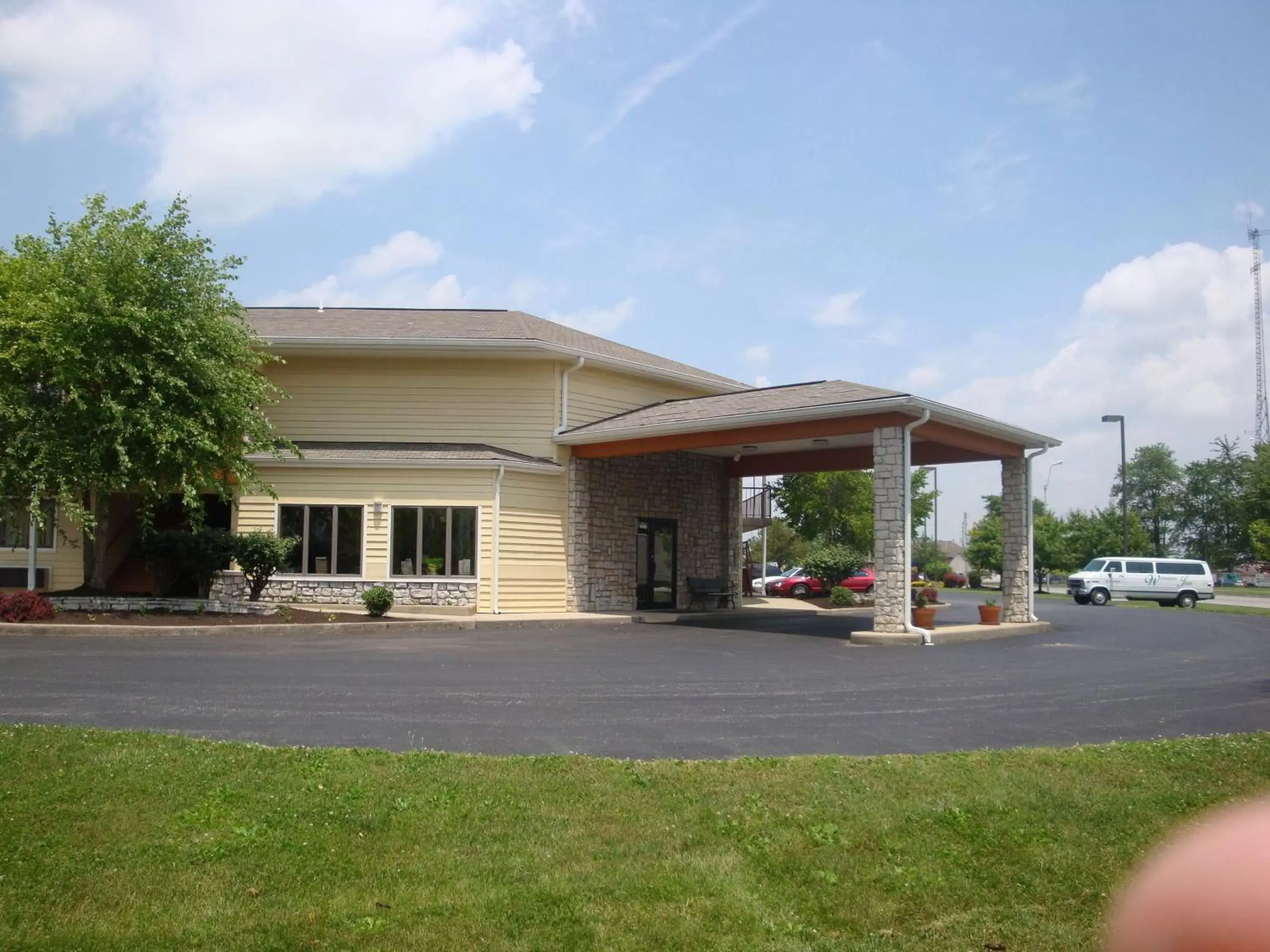 Property building in Wilmington Inn Property building in Wilmington Inn