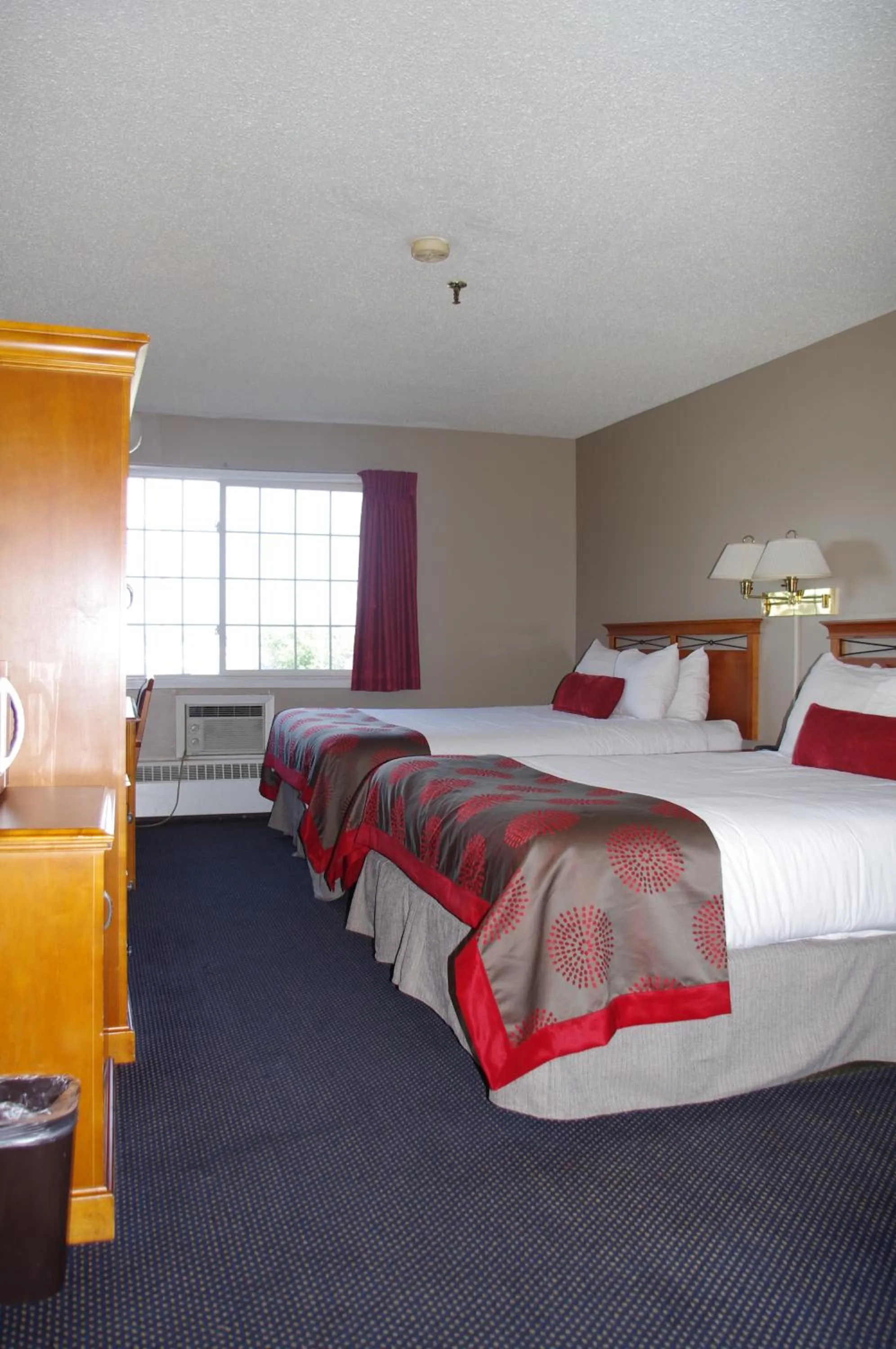 Bedroom, Bed in South Hill Lodge