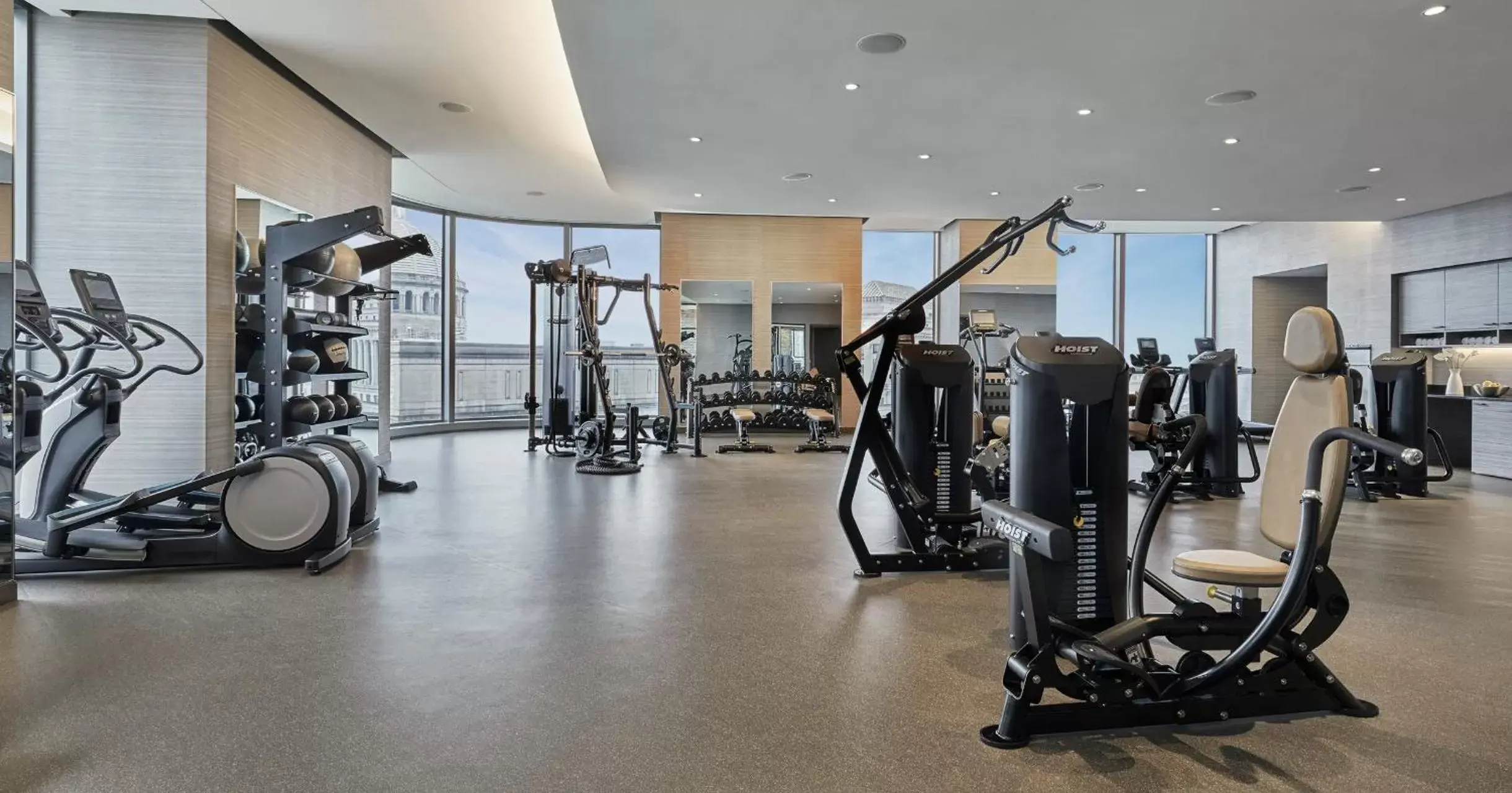 Fitness centre/facilities, Fitness Center/Facilities in Four Seasons Hotel One Dalton Street, Boston