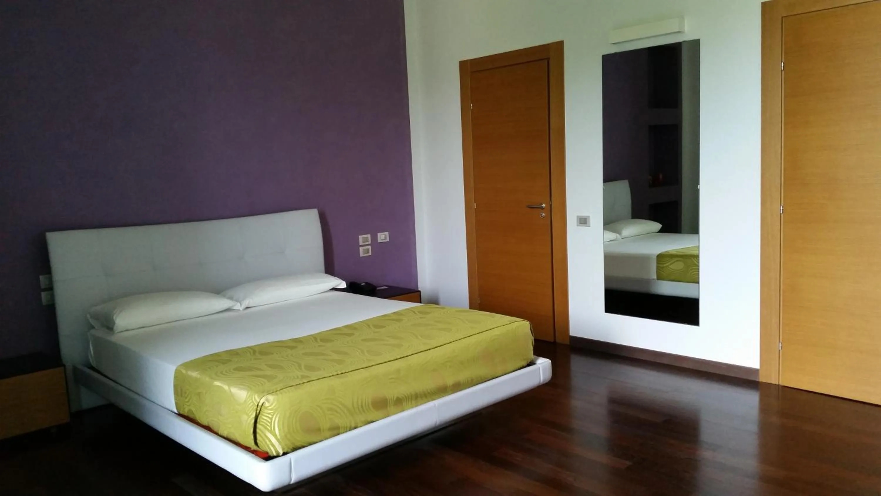 Photo of the whole room, Bed in Arthotel & Park Lecce