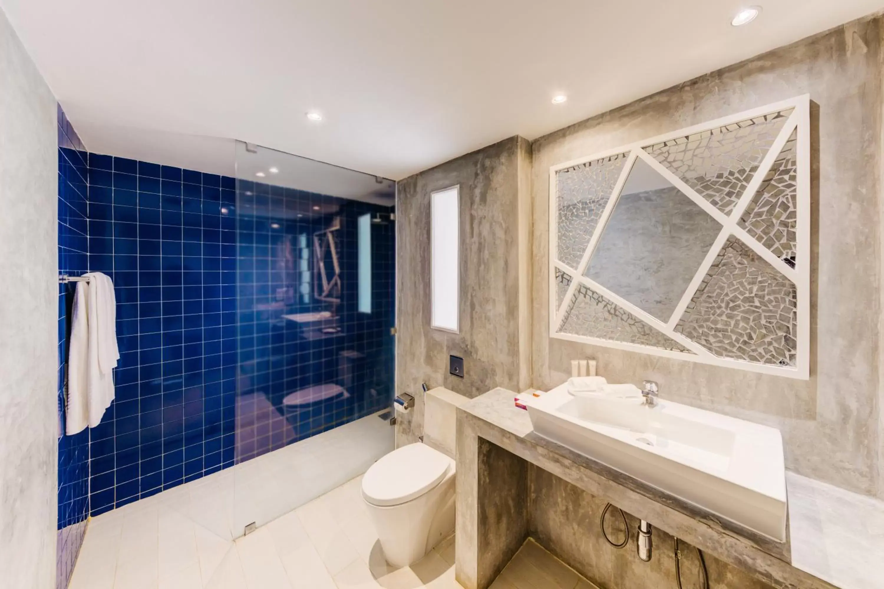 Shower, Bathroom in Trinco Blu by Cinnamon