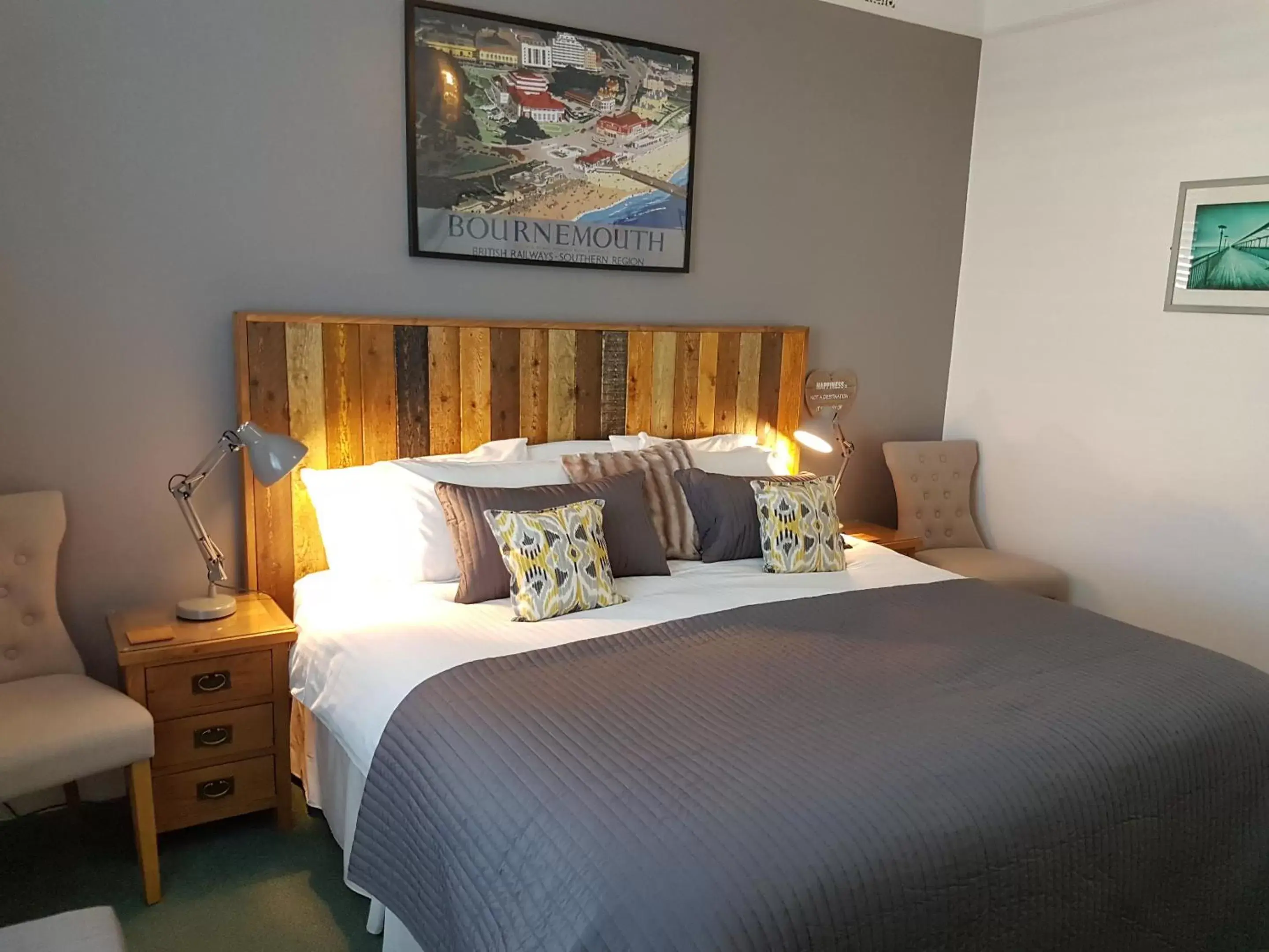 Bed in Beach Lodge