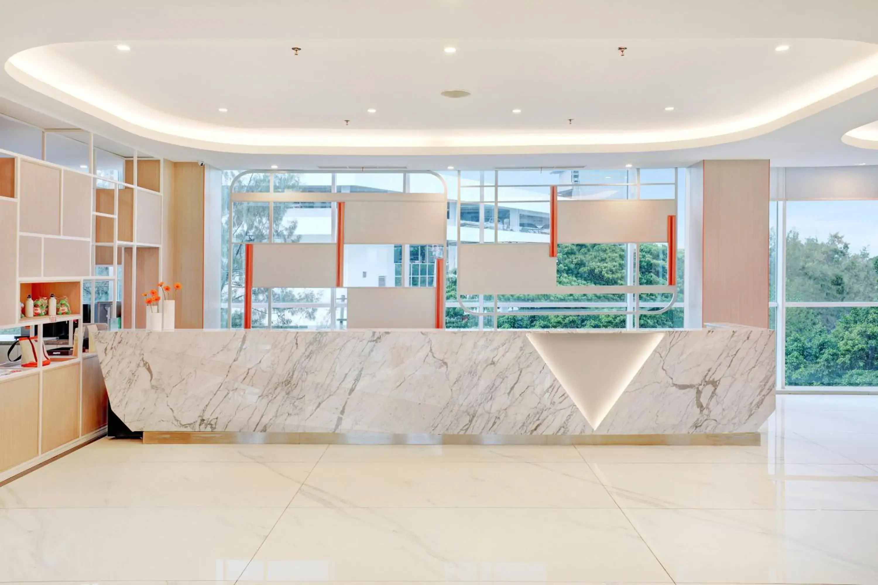 Lobby or reception, Lobby/Reception in HARRIS Hotel & Conventions Bundaran Satelit Surabaya