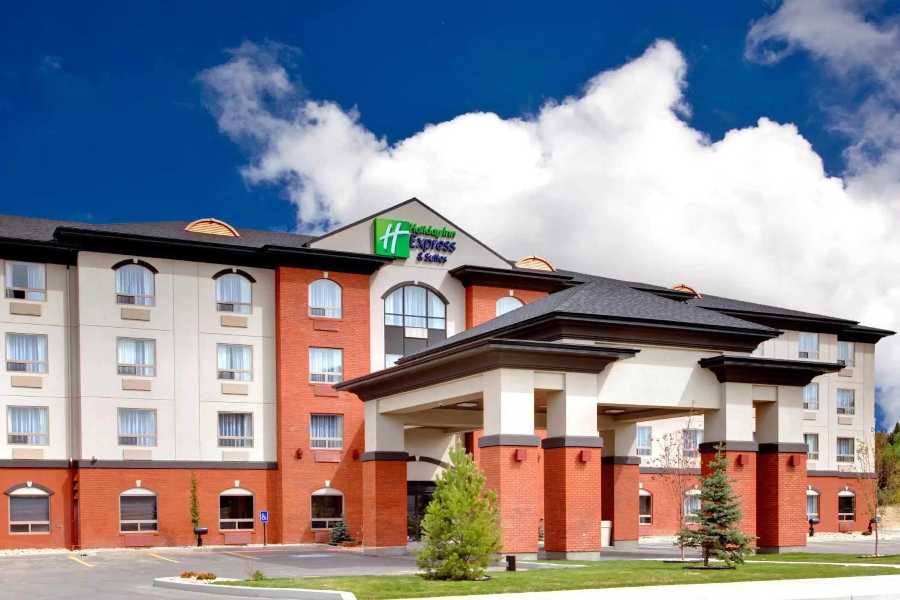 Property Building in Holiday Inn Express & Suites Whitecourt, an IHG Hotel