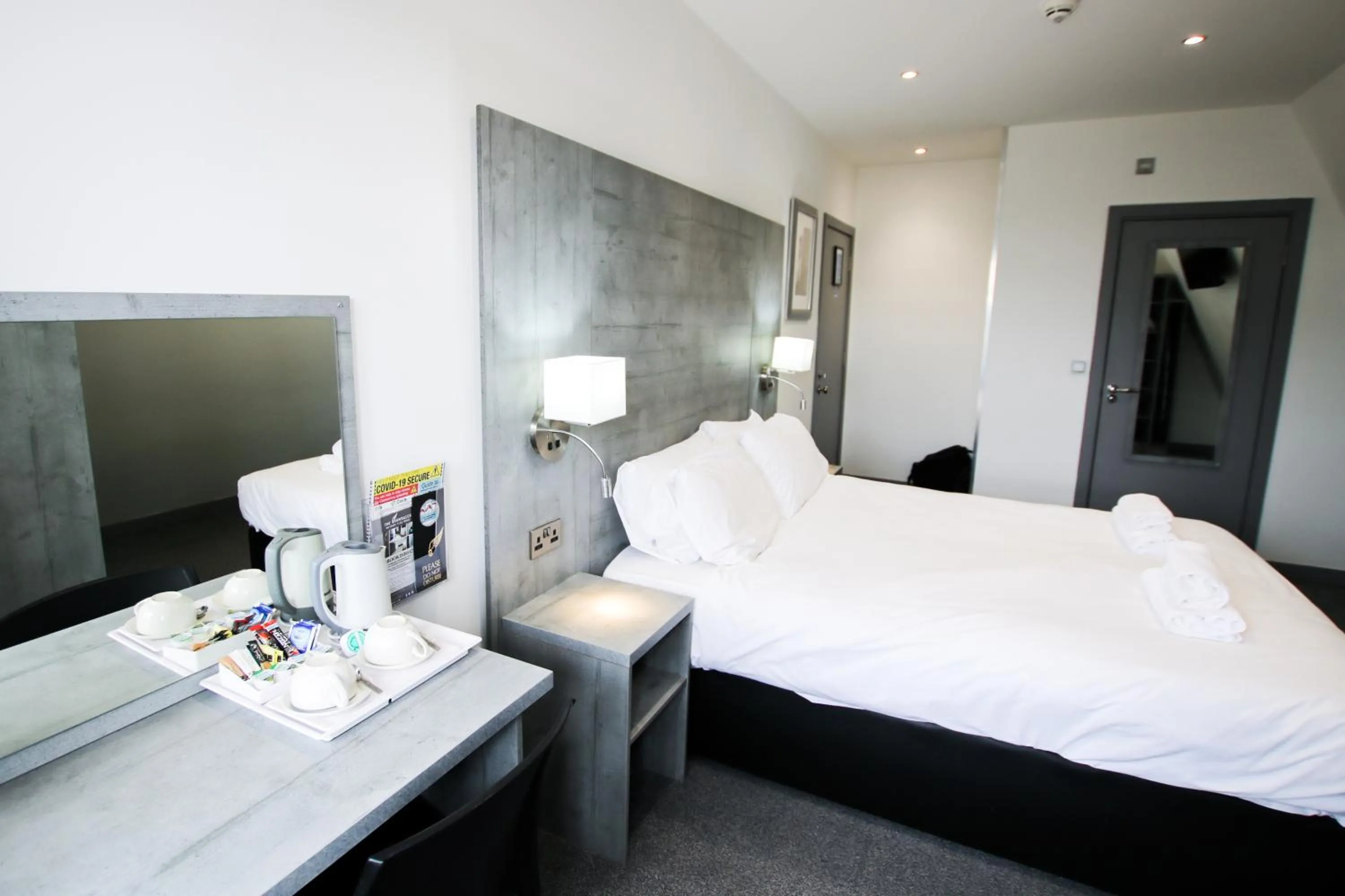 Bed in Brunswick Merchant City Hotel