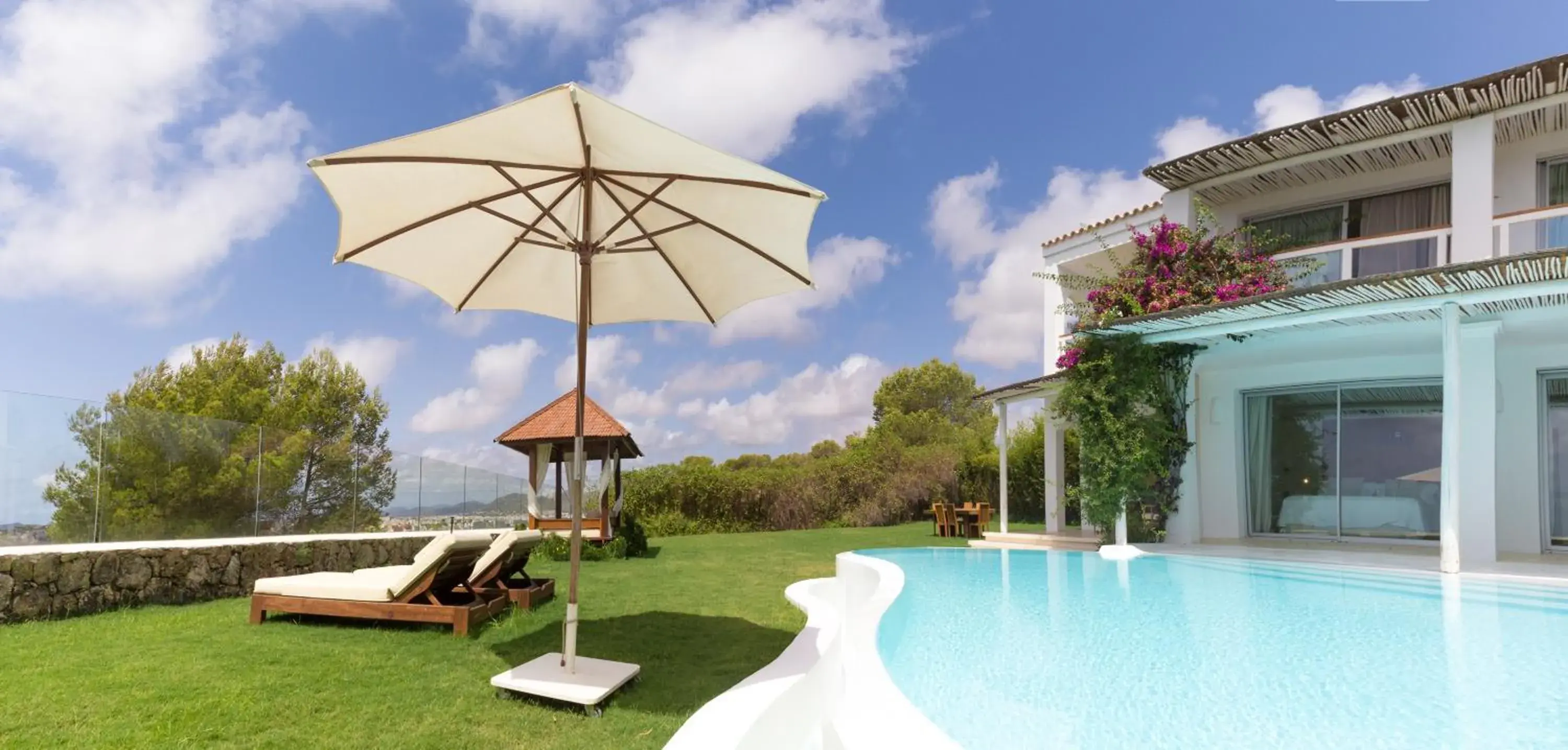 Cherry Pool Suite with Car Included in Destino Five Ibiza - 5-Star Grand Luxe Resort Cherry Pool Suite with Car Included in Destino Five Ibiza - 5-Star Grand Luxe Resort