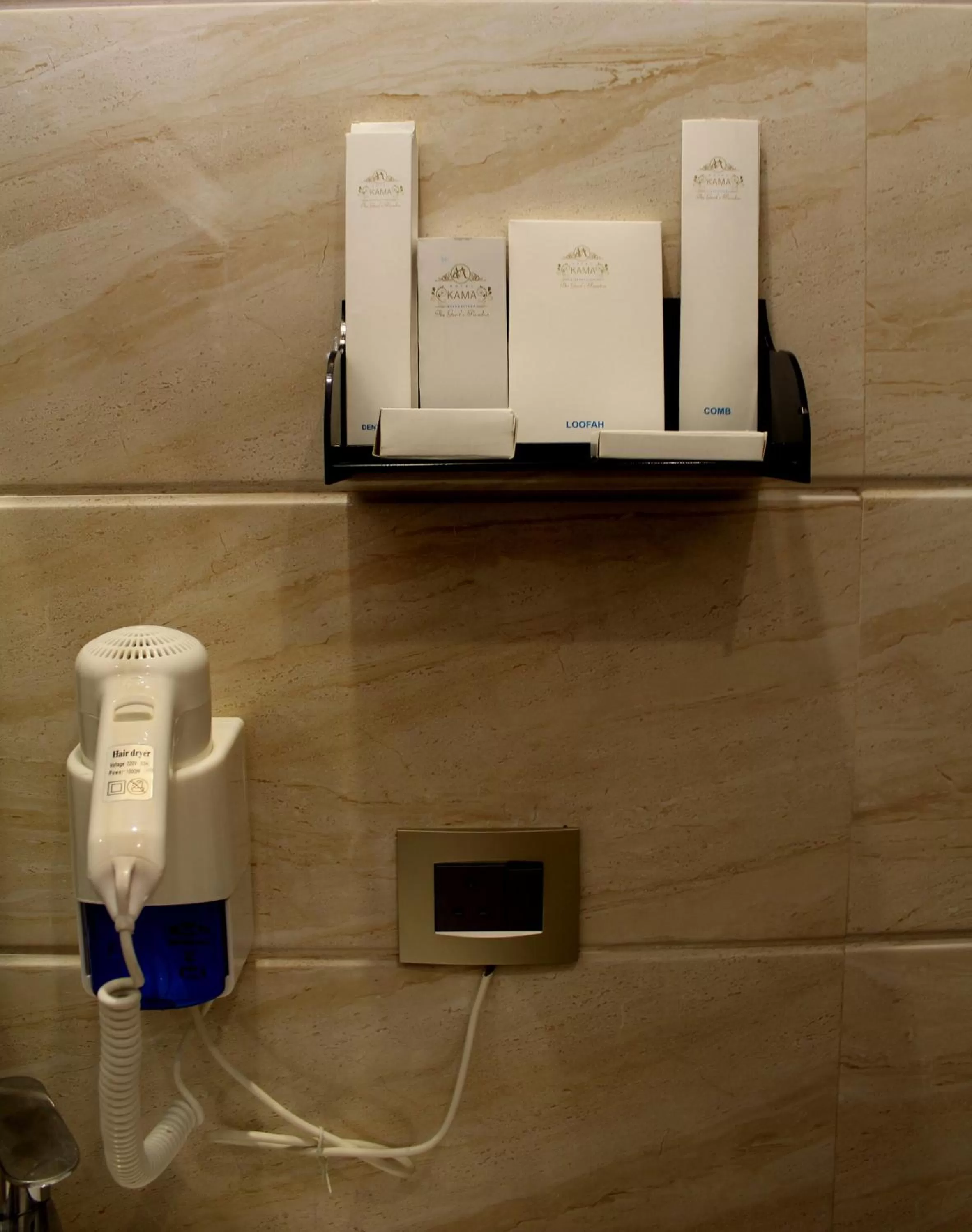 Bathroom in Hotel Kama International