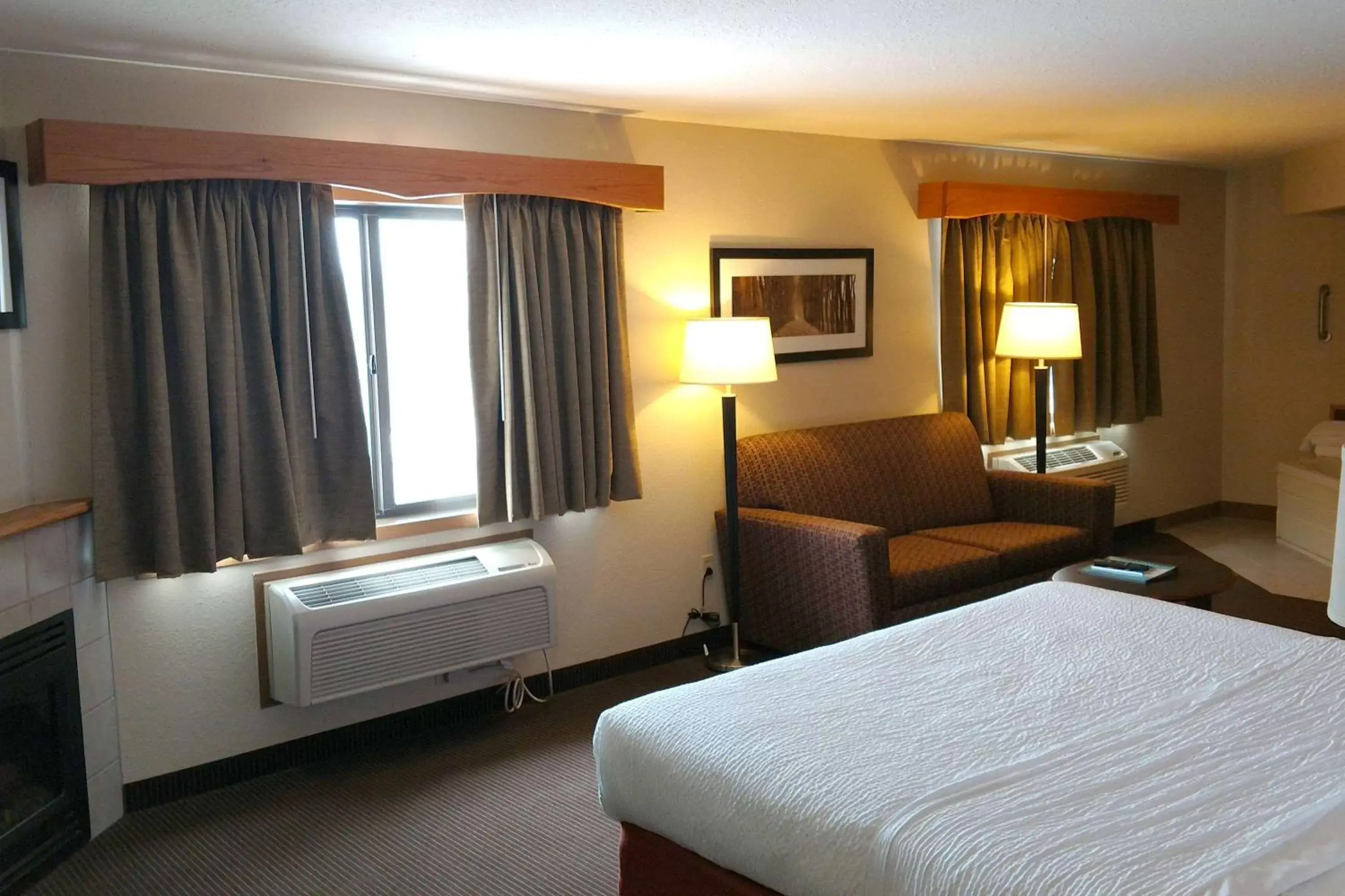 Photo of the whole room, Bed in AmericInn by Wyndham Iron River