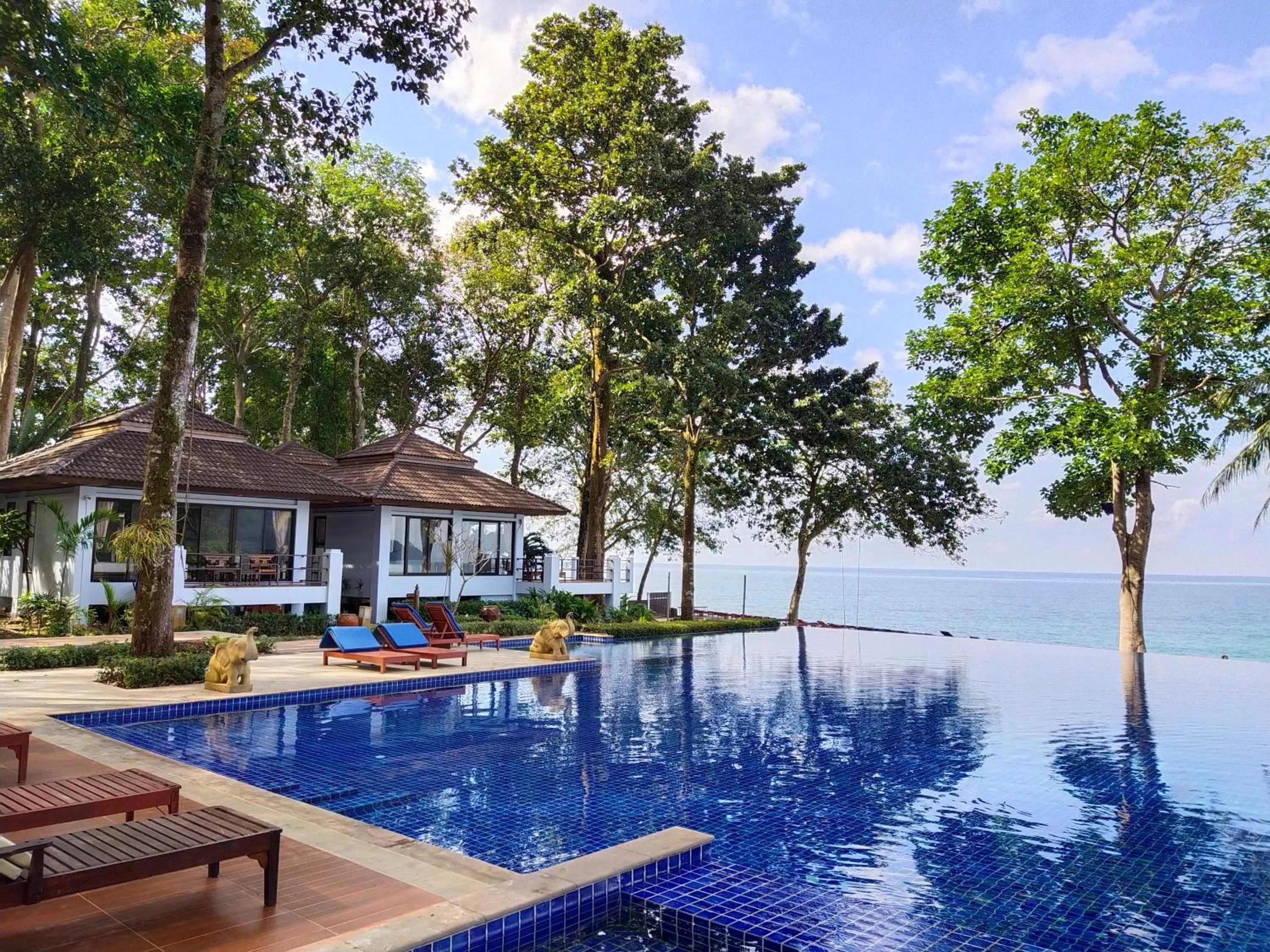 Natural landscape in Chang Buri Resort & Koh Chang Hillside