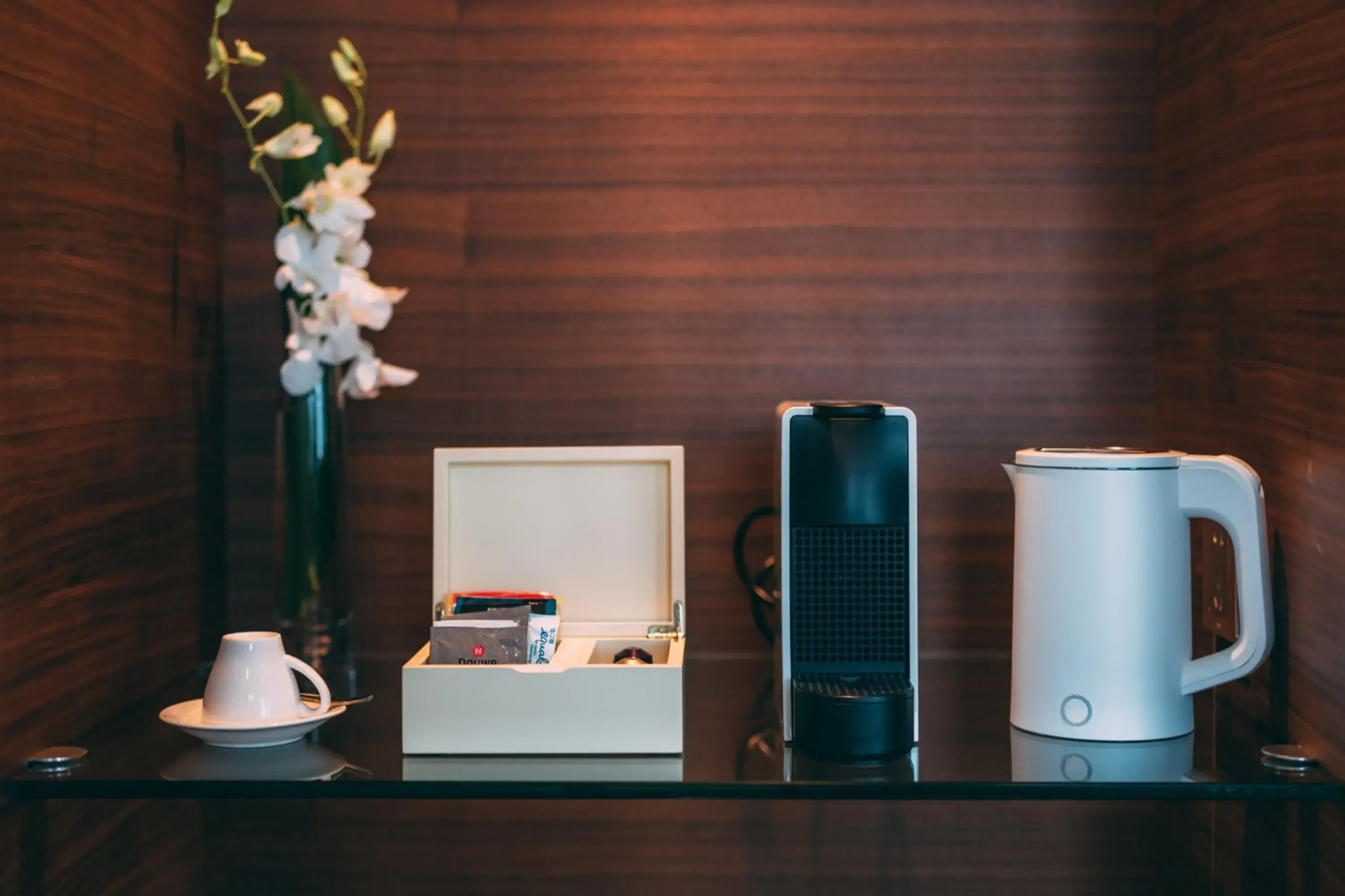 Coffee/tea facilities in Novotel Shanghai Hongqiao