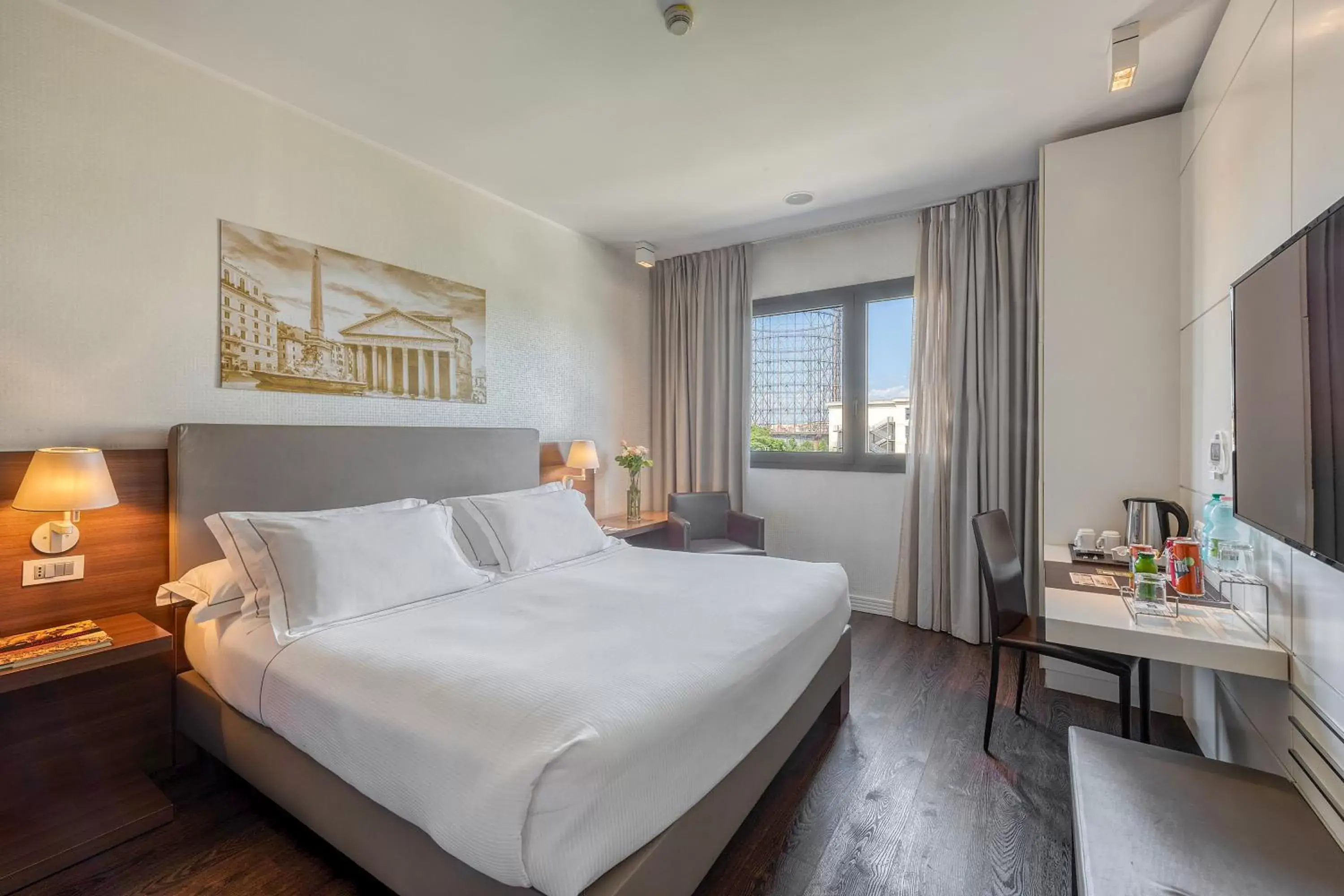 Premium Double or Twin Room with City View - single occupancy in H10 Roma Città