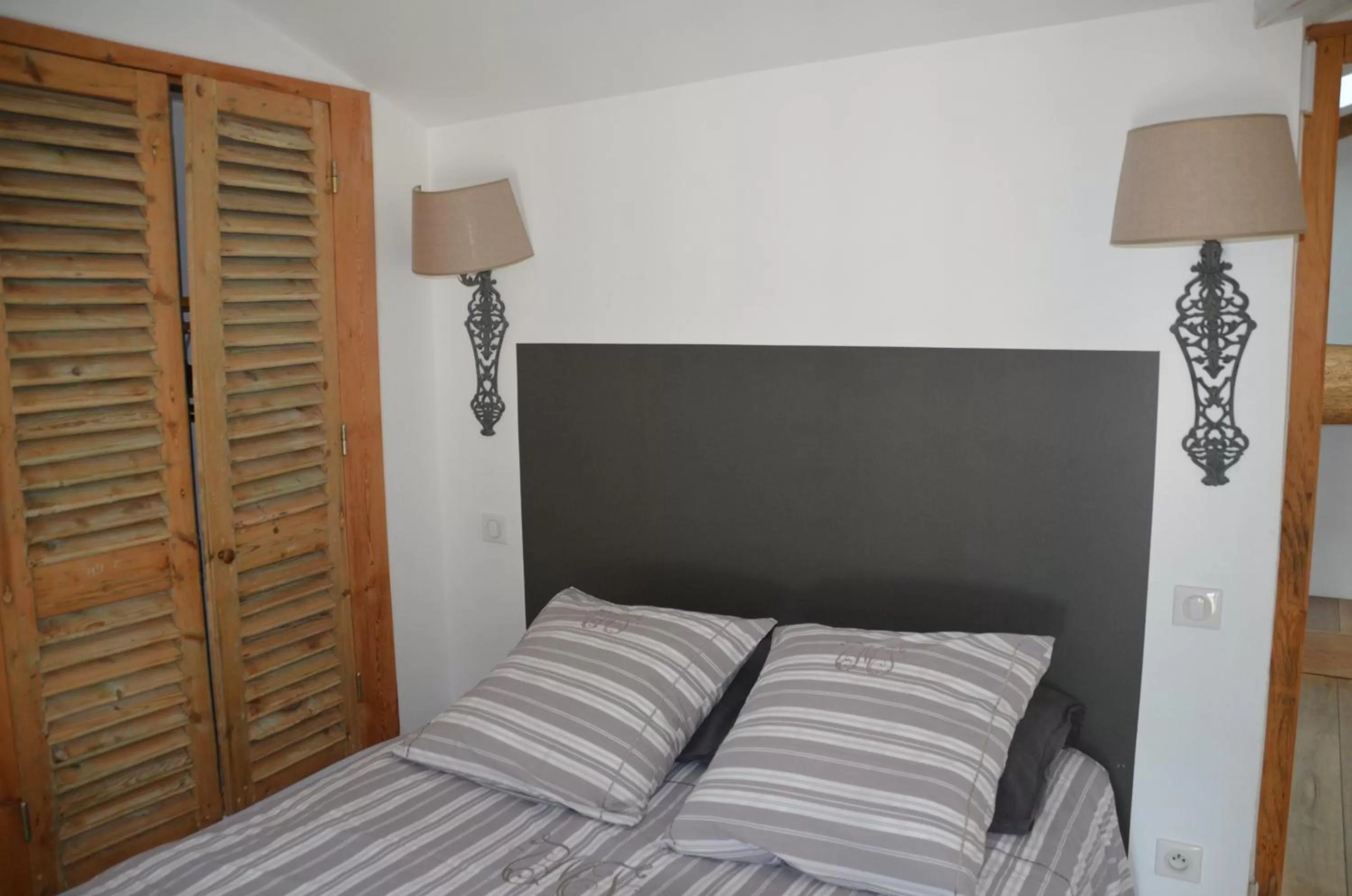 Bed in Le Mole (Appartements et Chambres)