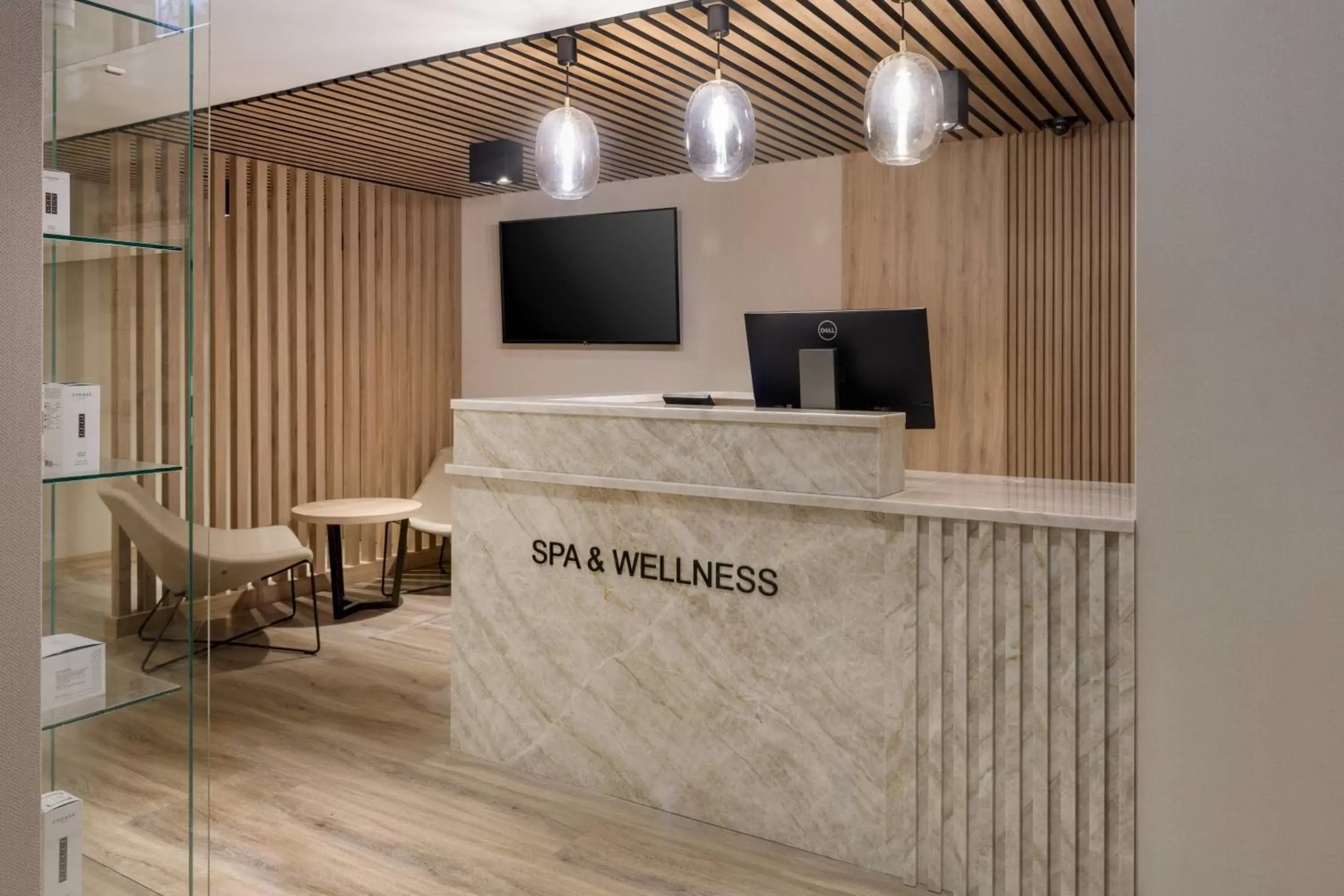 Spa and wellness centre/facilities, TV/Entertainment Center in AC Hotel by Marriott Krakow