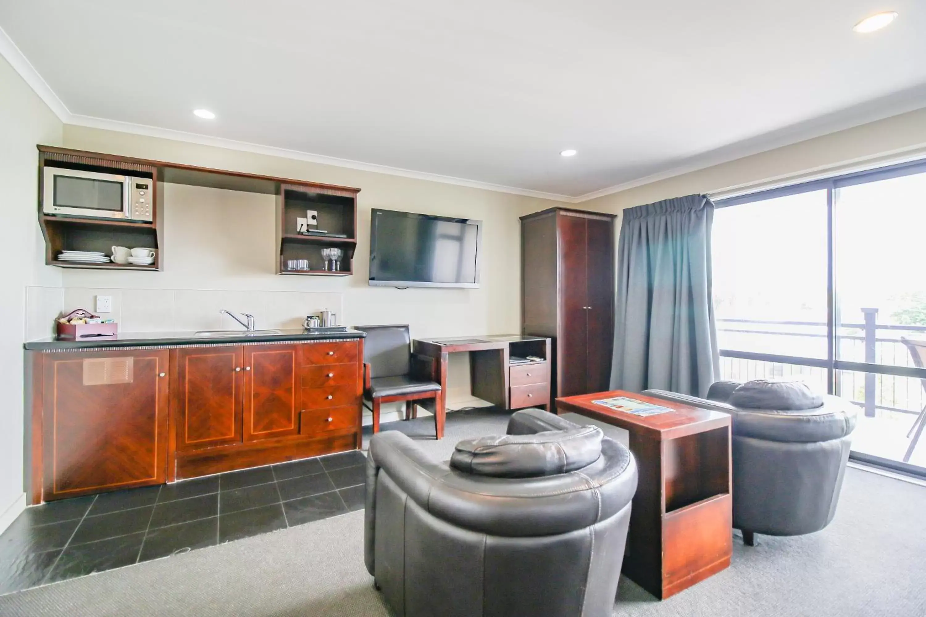 Seating Area in Aotea Motor Lodge