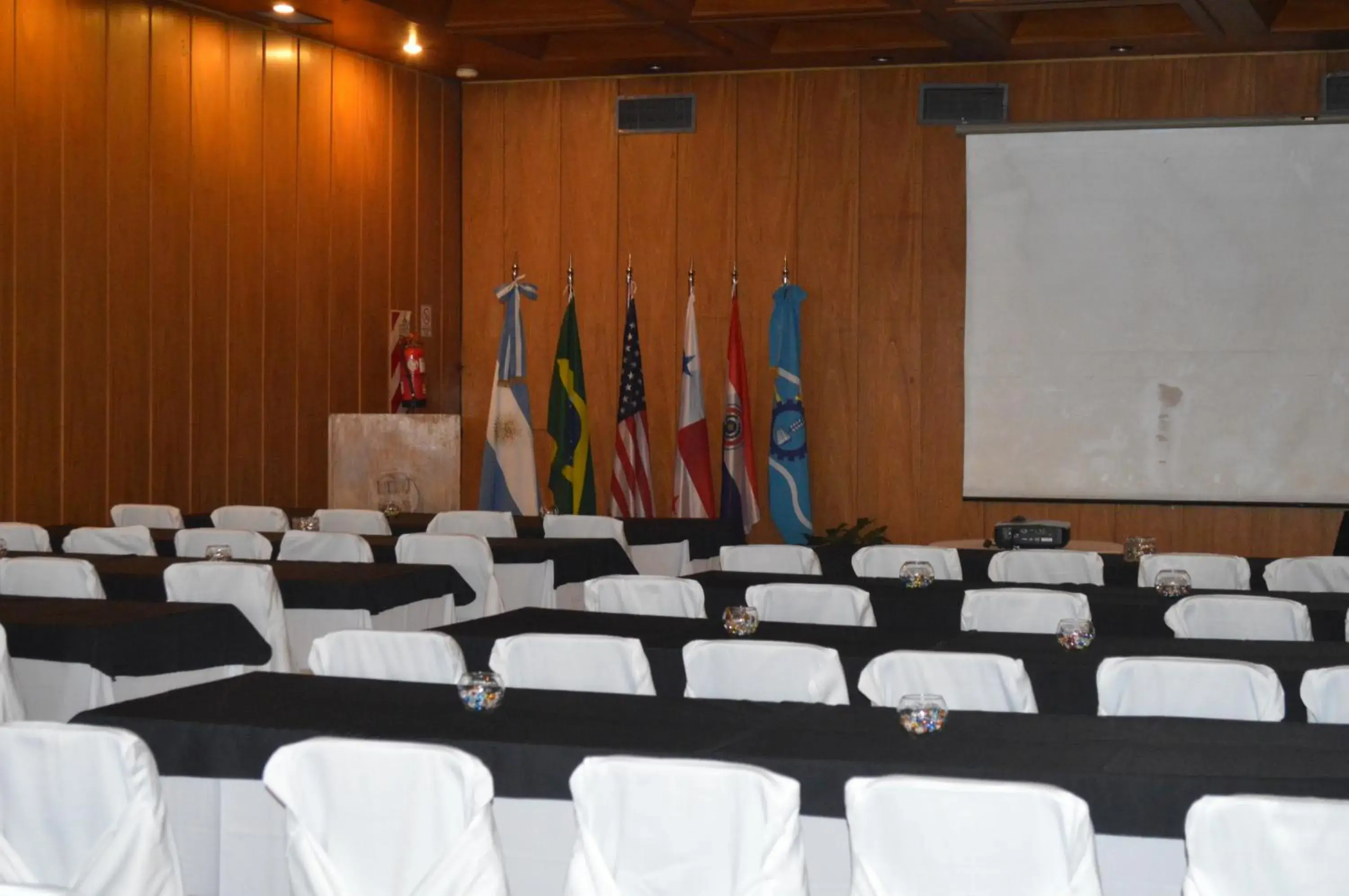 Meeting/conference room, Banquet Facilities in Hotel Rayentray Trelew