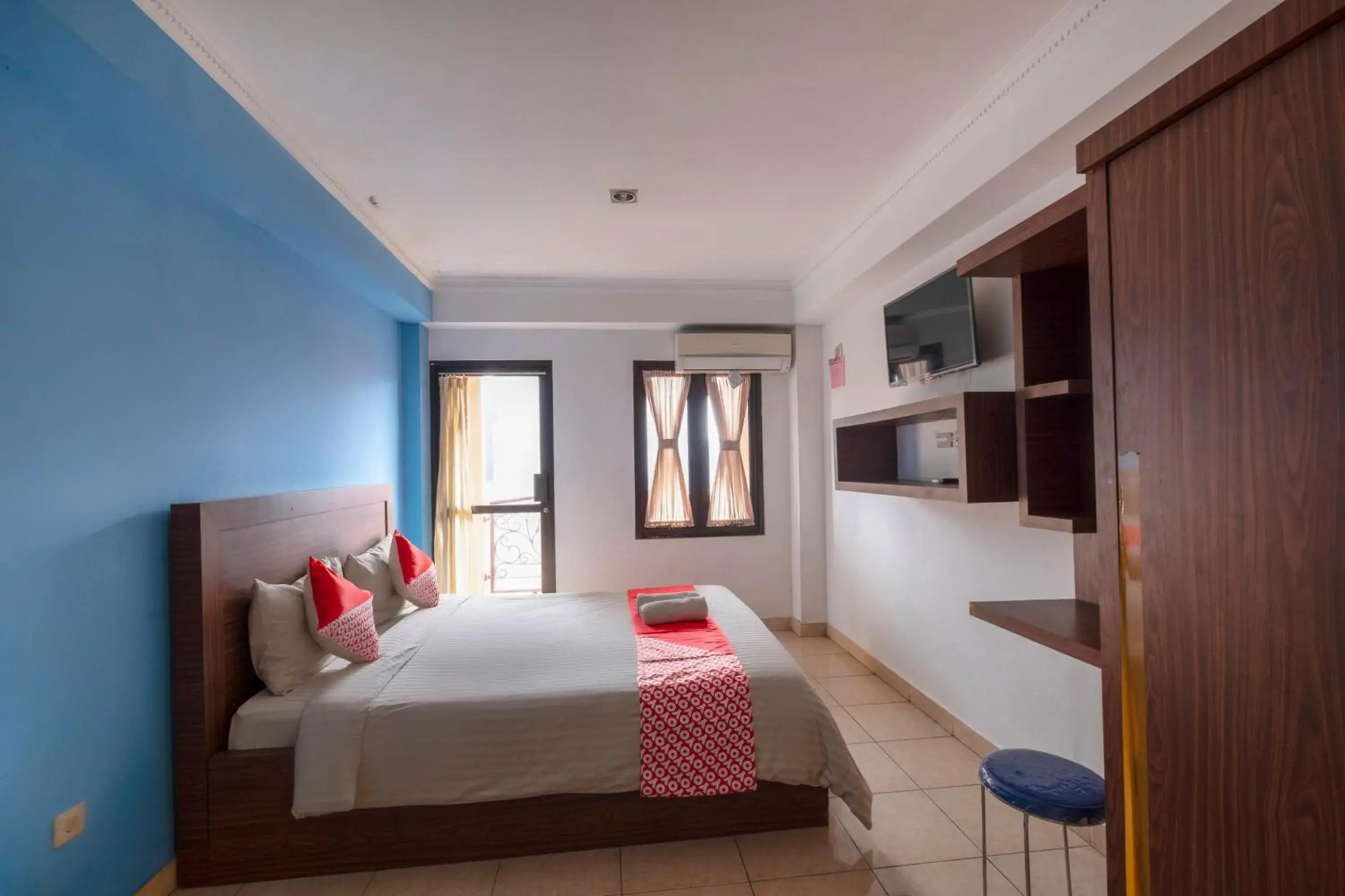 Bedroom, Bed in Super OYO 3747 Comfort Residence
