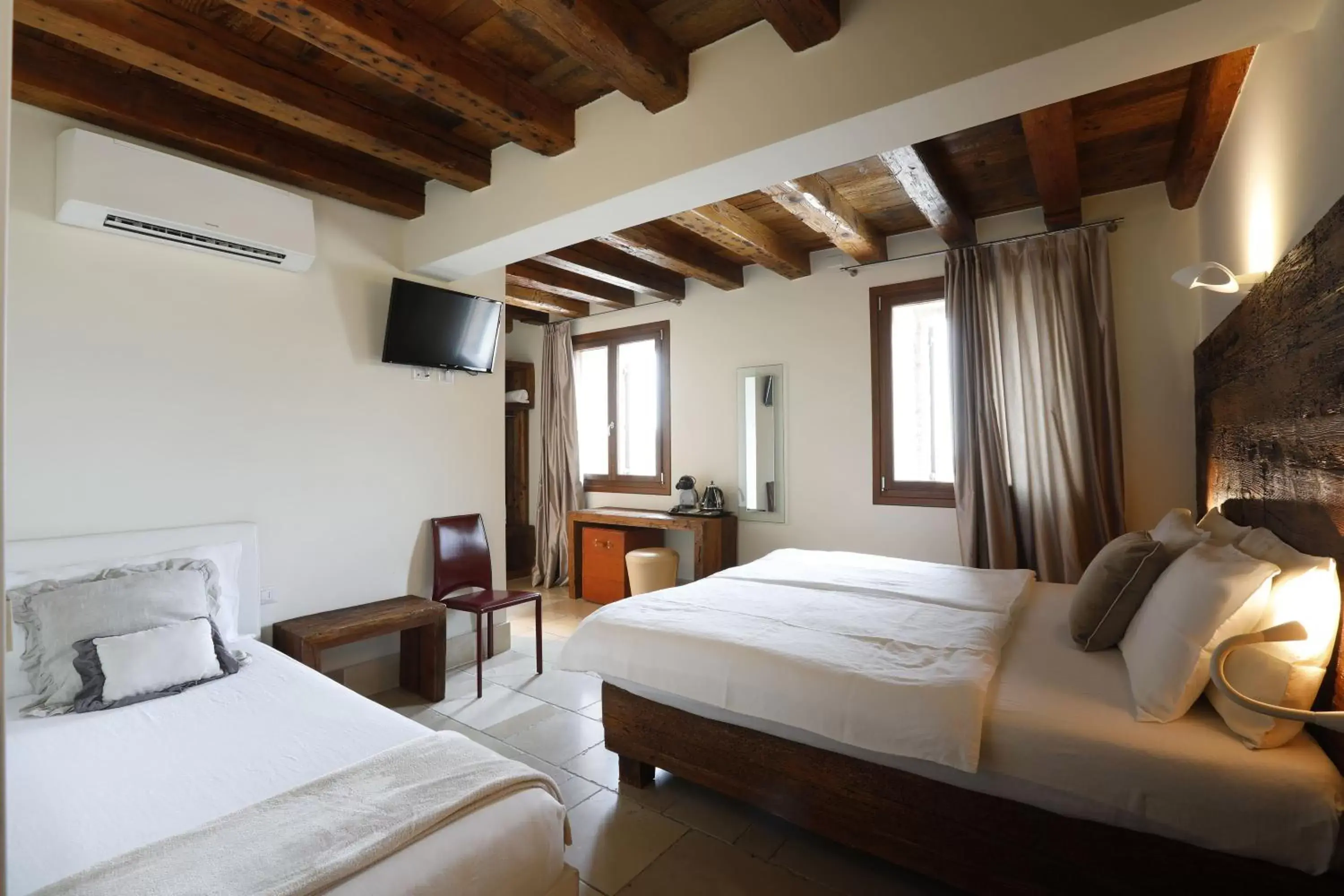 Bed in Hotel Antica Abbazia