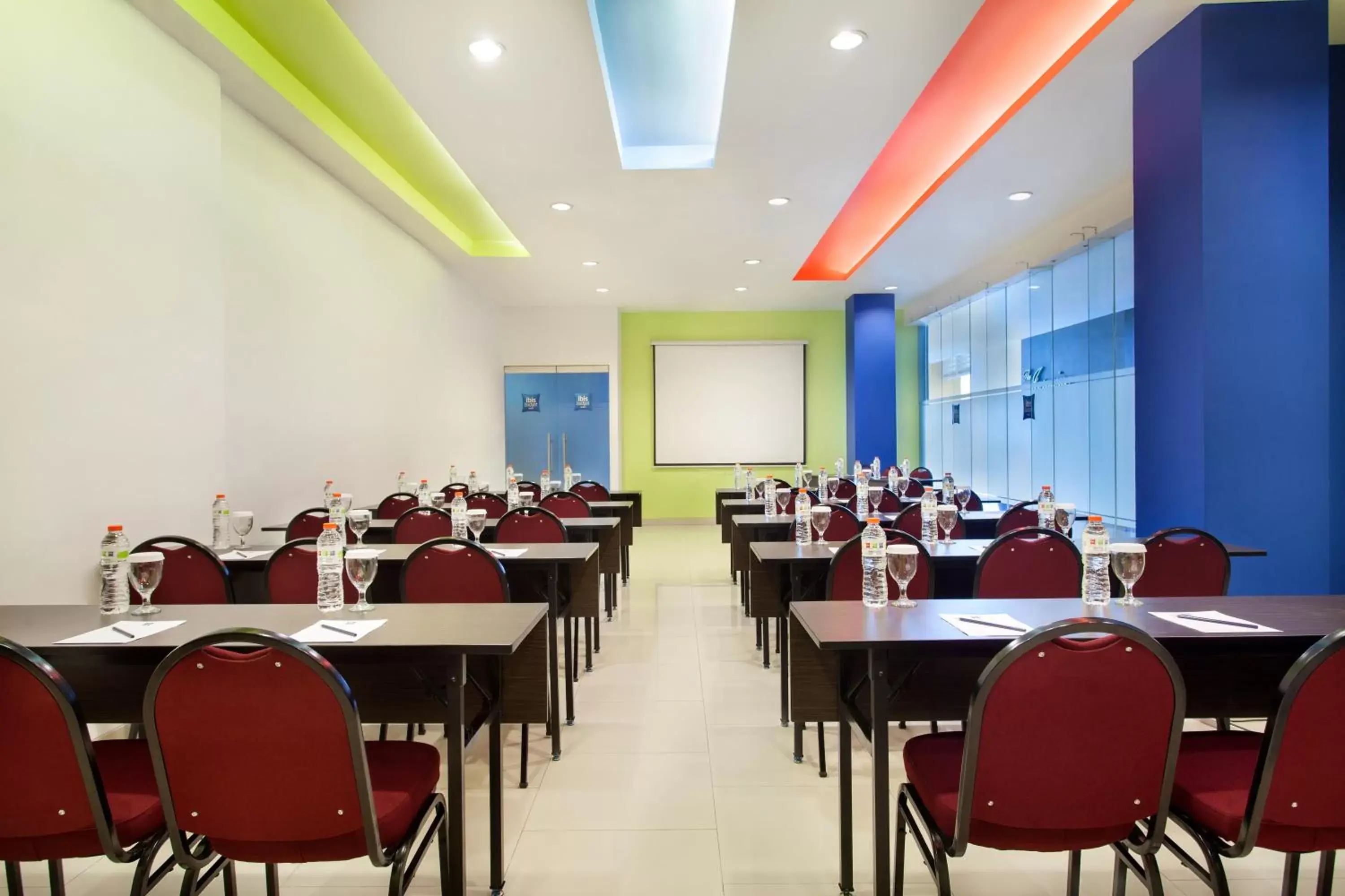 Banquet/Function facilities, Business Area/Conference Room in Ibis Budget Jakarta Cikini