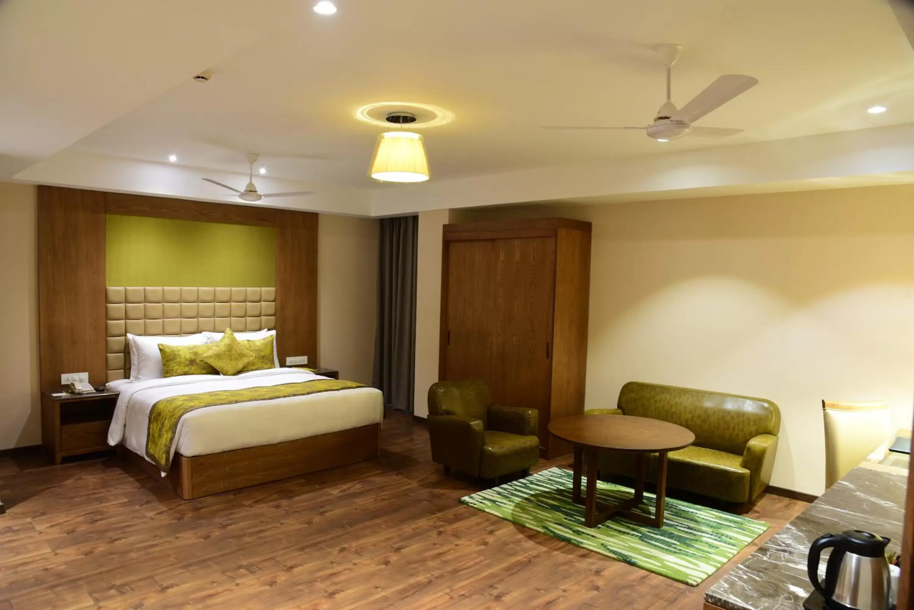 Bedroom in Lemon Tree Hotel Siliguri