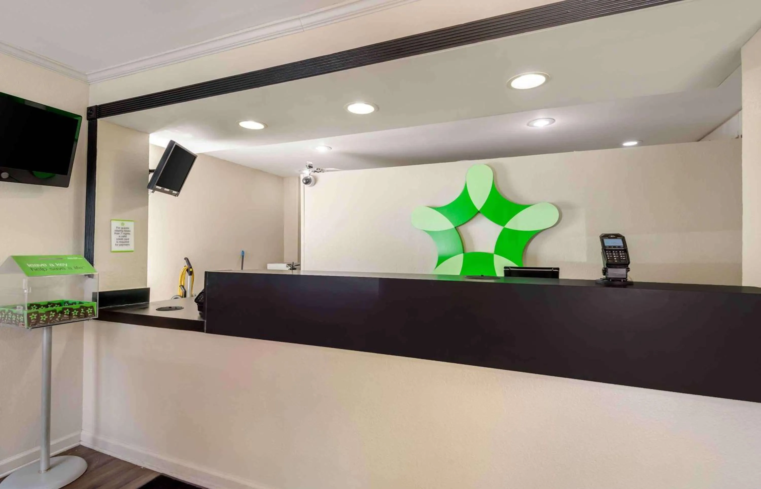 Lobby or reception in Extended Stay America Select Suites - Charlotte - Tyvola Rd - Executive Park