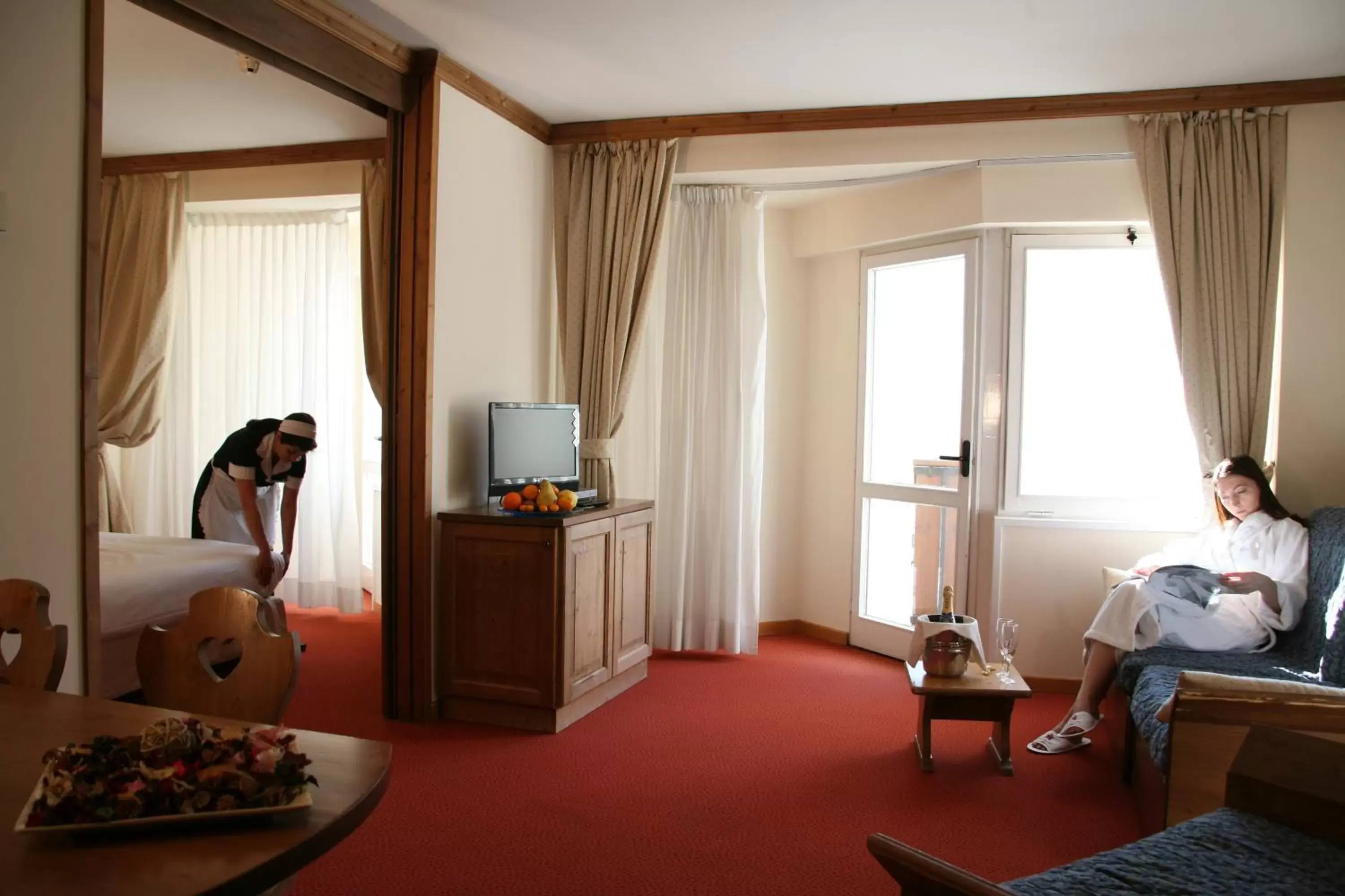 Staff in Hotel Alaska Cortina