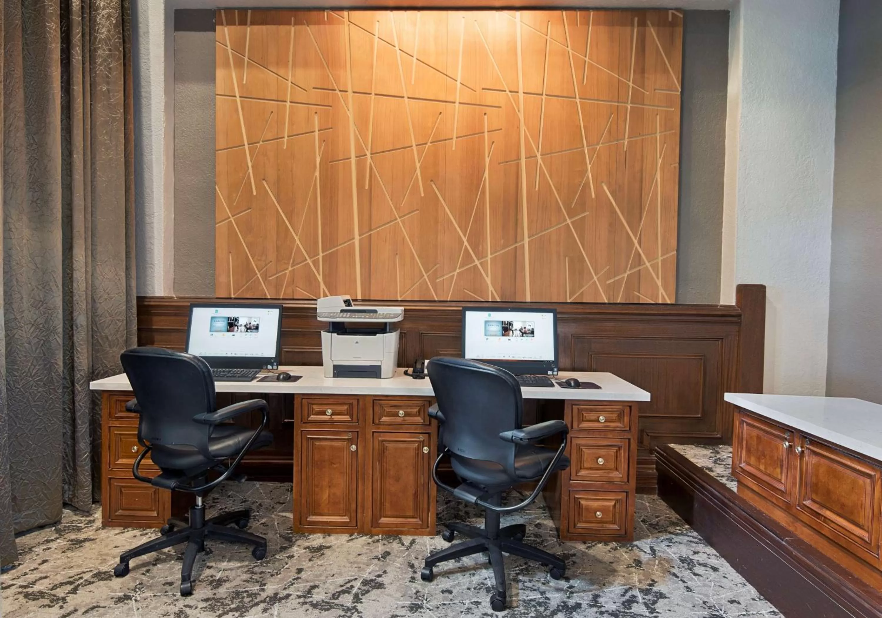 Business facilities in Embassy Suites by Hilton Los Angeles Downey