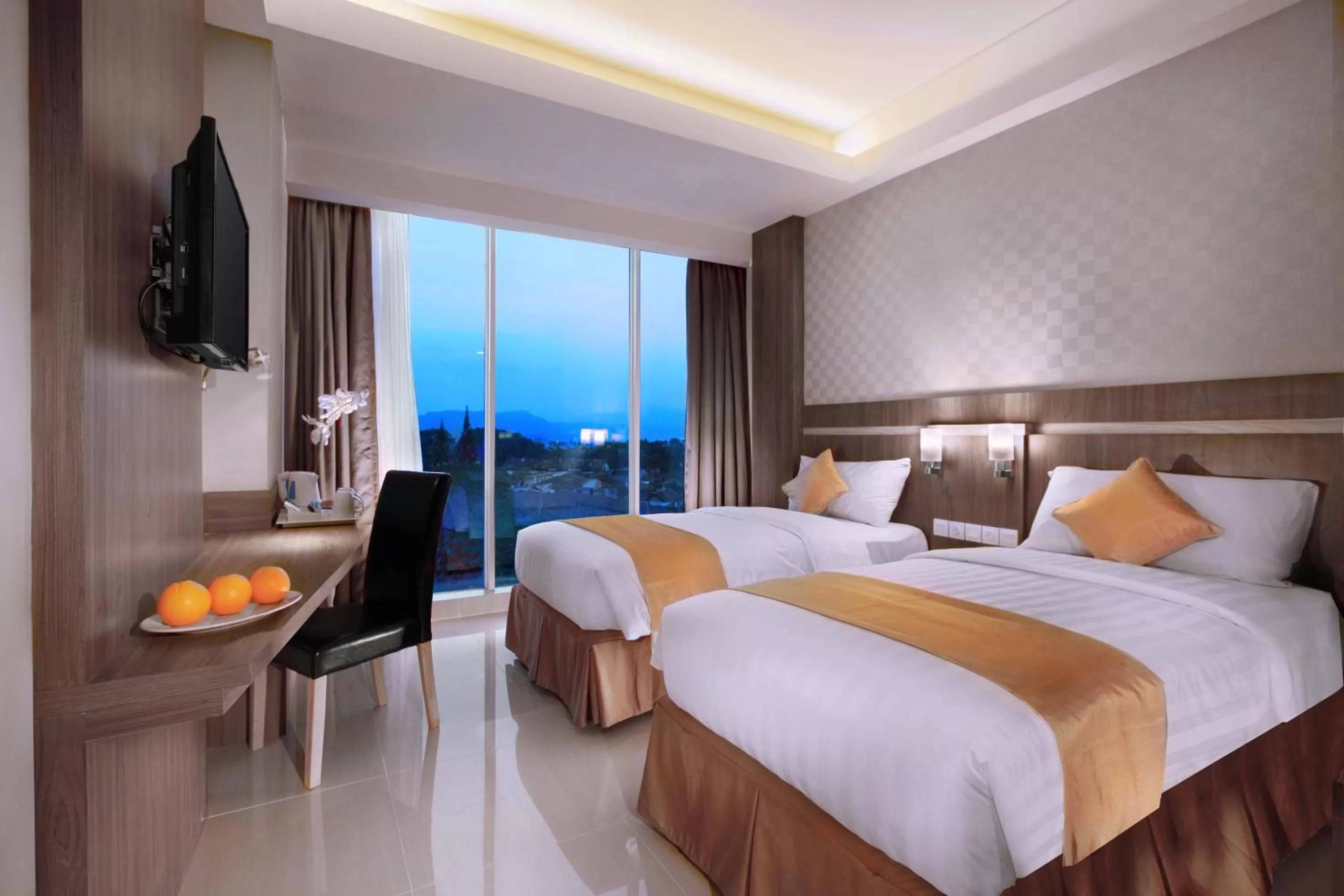 Bedroom, Bed in Aston Lampung City Hotel
